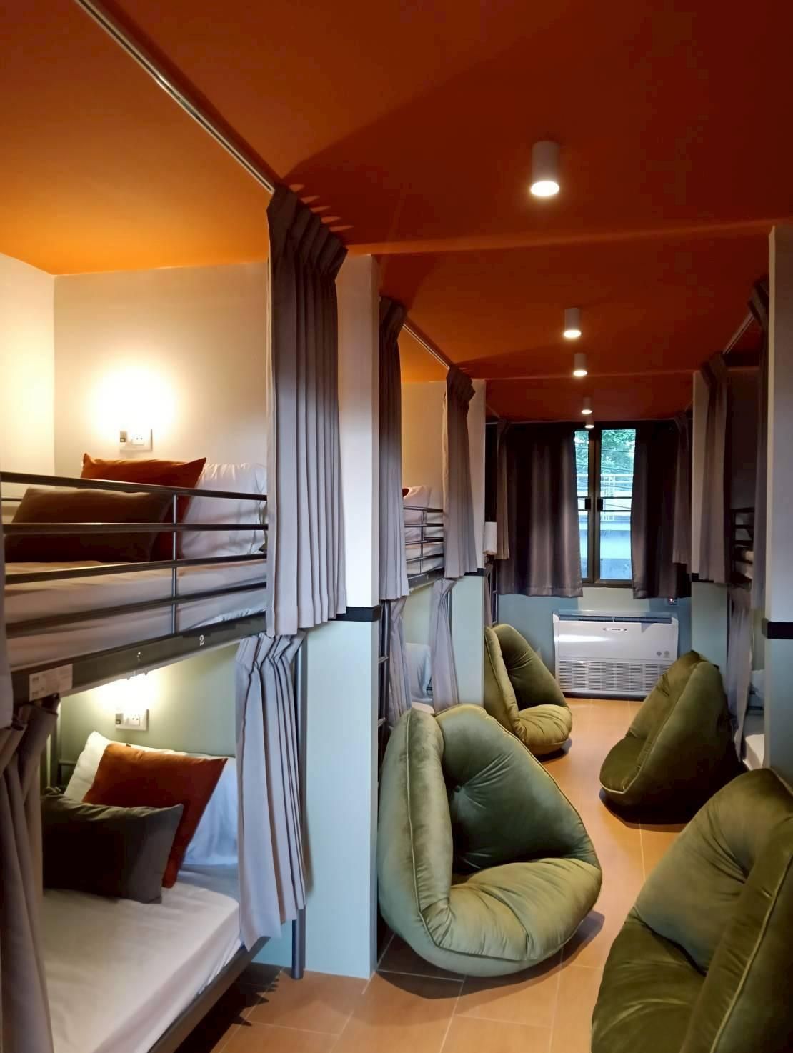 Female Dormitory 01 - 6 Bunk Beds