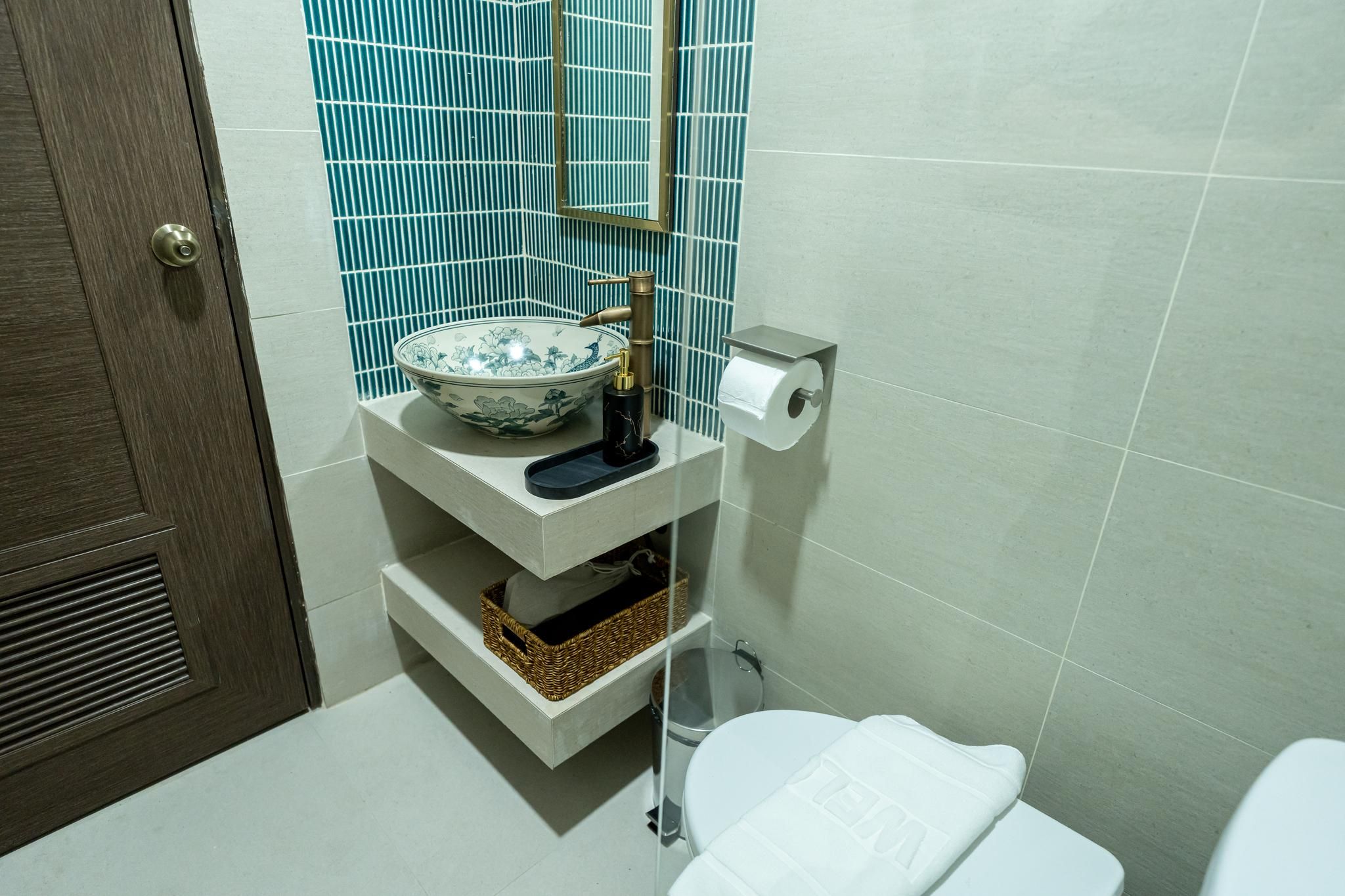 Standard Twin - 2 Single Beds