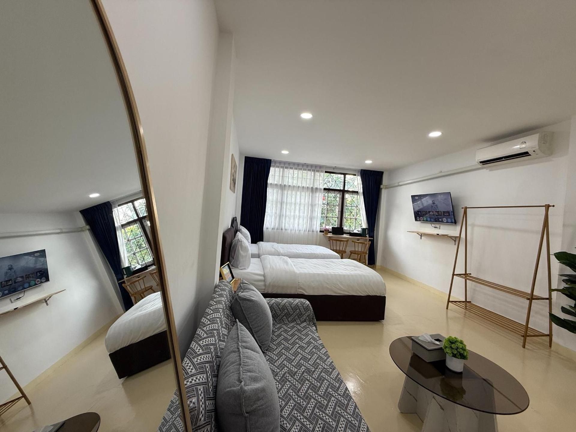 Triple Room with Bathroom