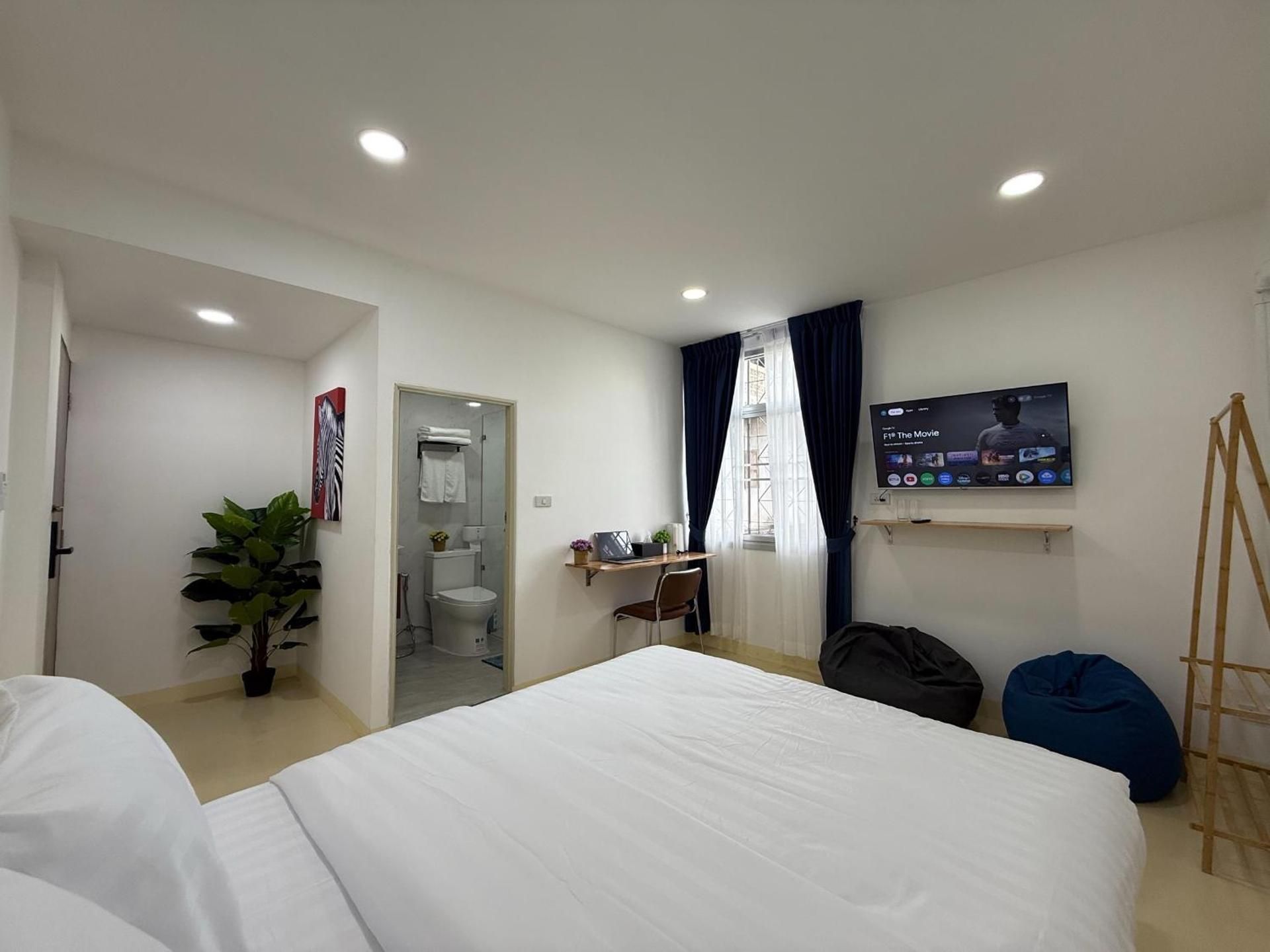 Double Room with Private Bathroom