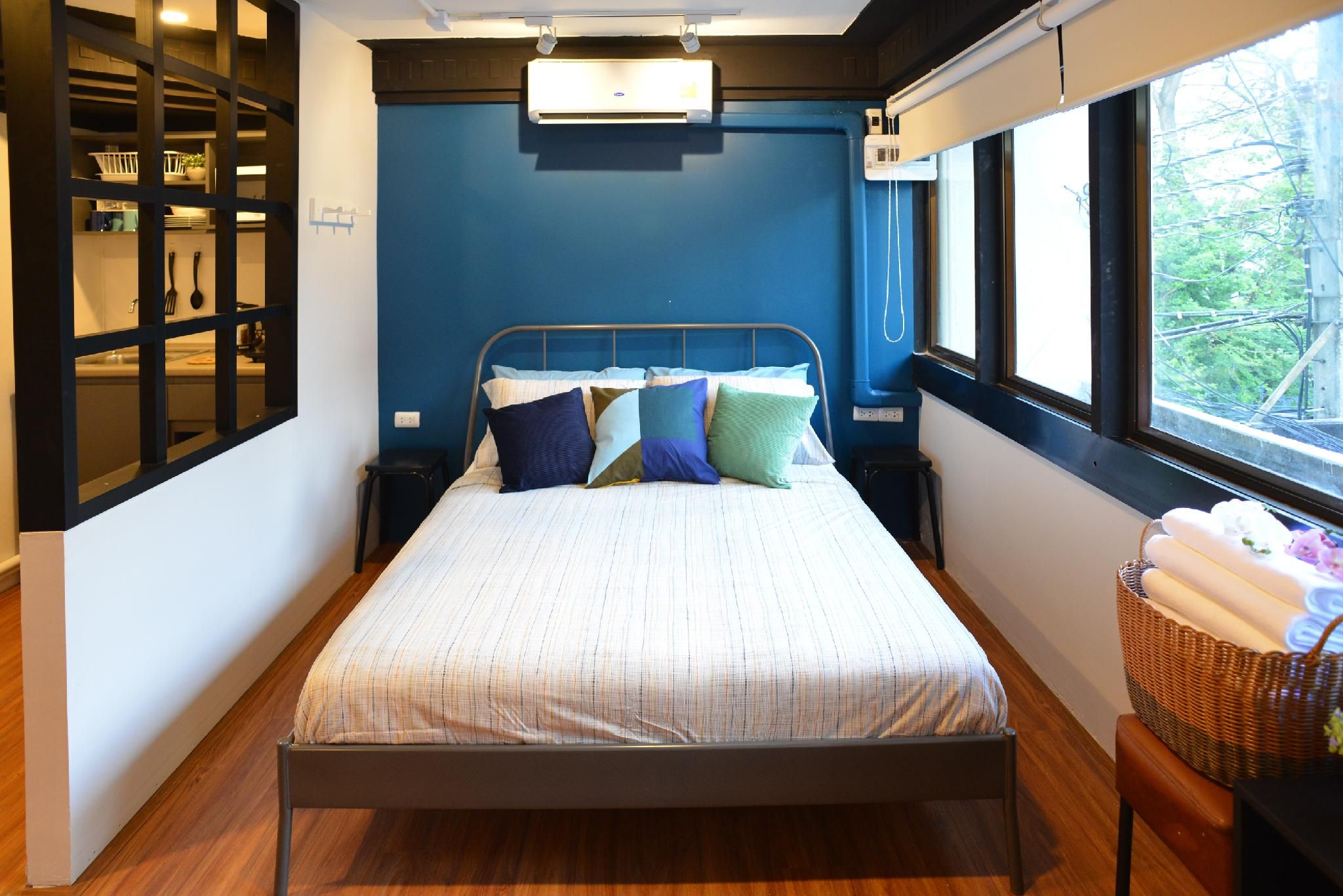 Sukhumvit Manhattan Style w/ Bathroom+Kitchen (R2)