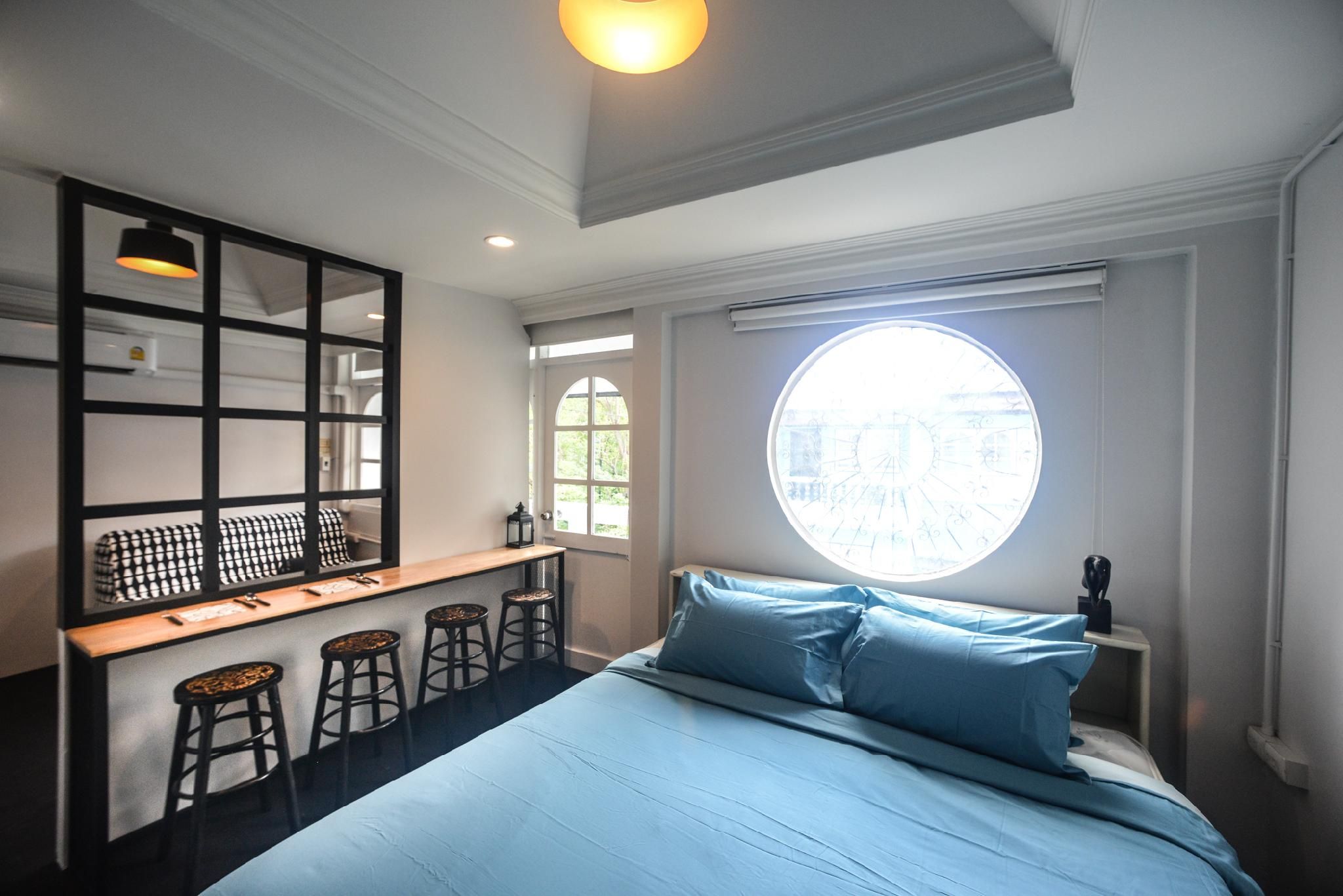 Sukhumvit Unique Getaway w/ Bathroom +Kitchen (R4)