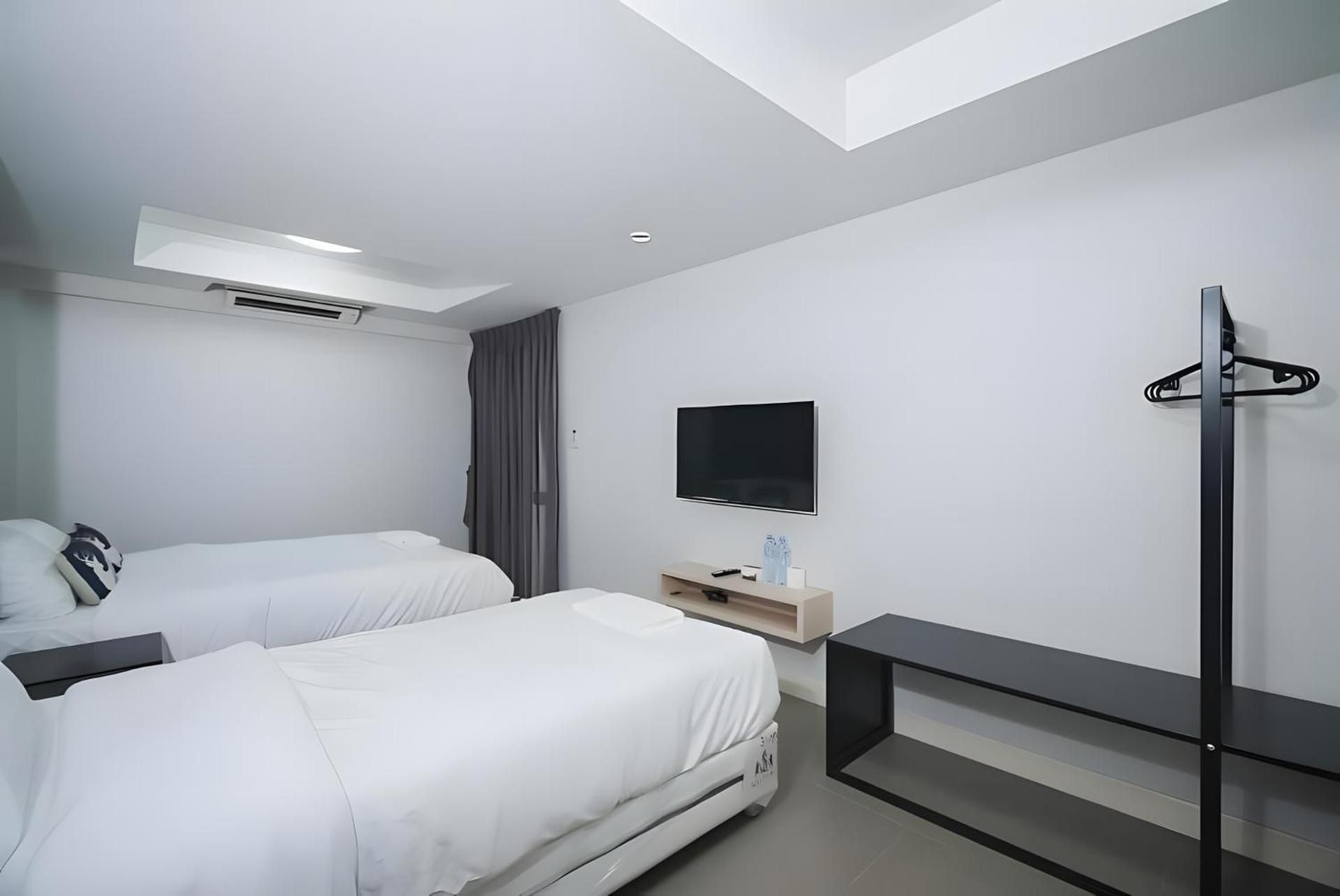 Deluxe Family Room