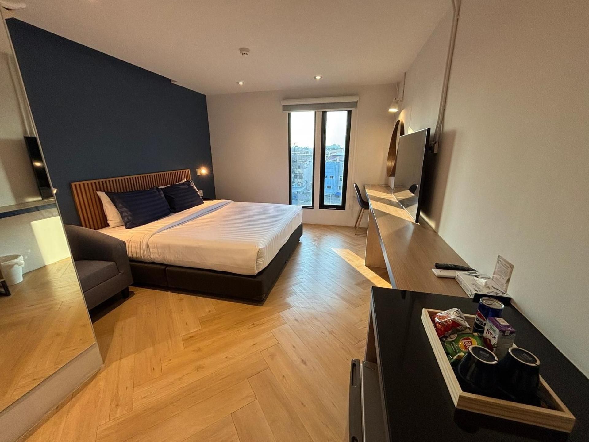 Deluxe King Room