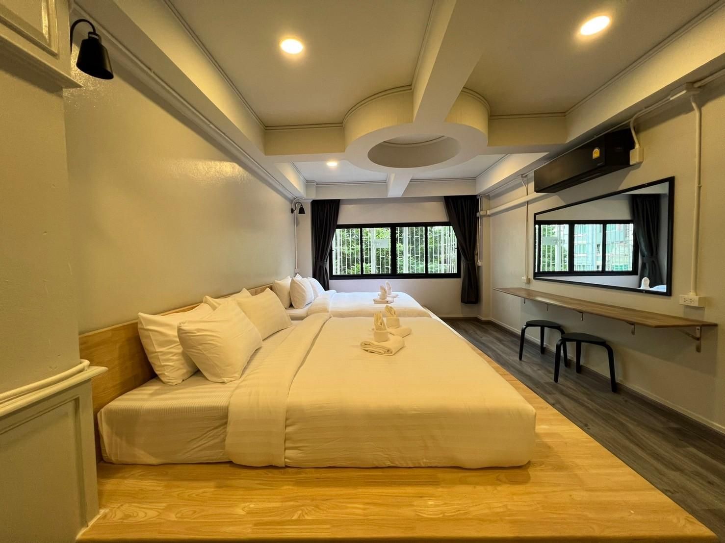 Deluxe Family Room