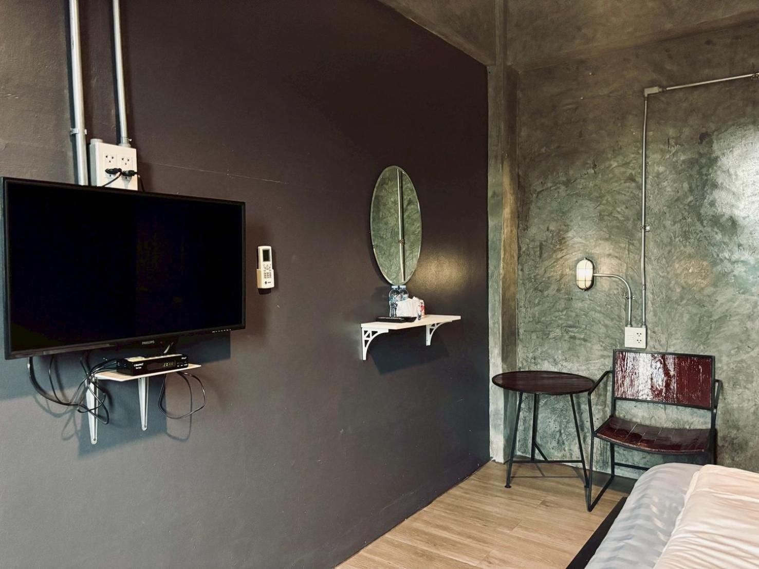 Double shared bathroom