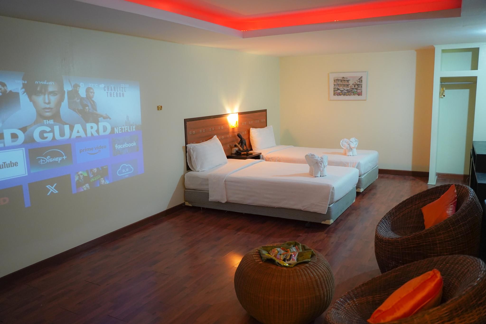2 Bedroom Suite