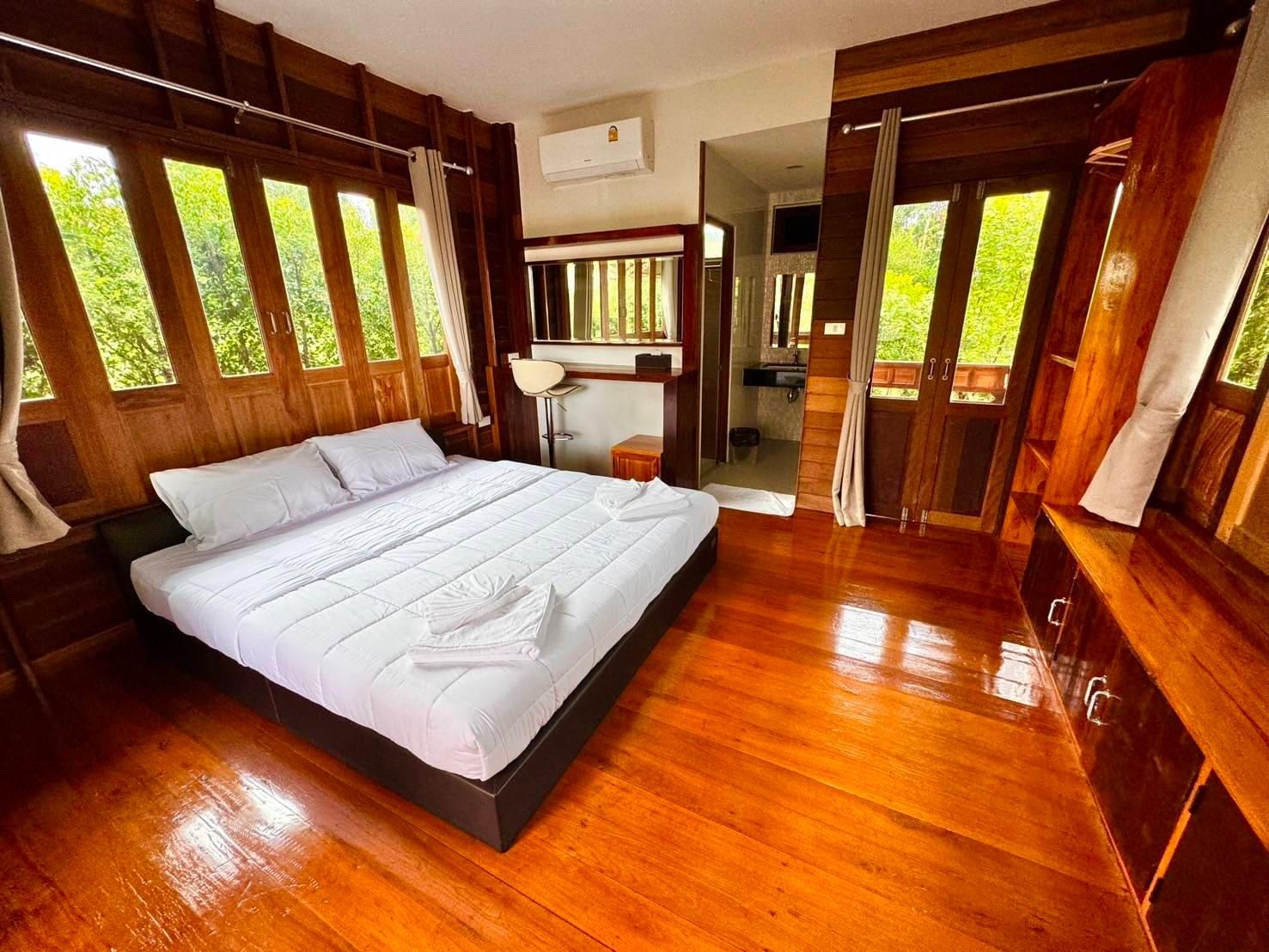 Happiness Double Room