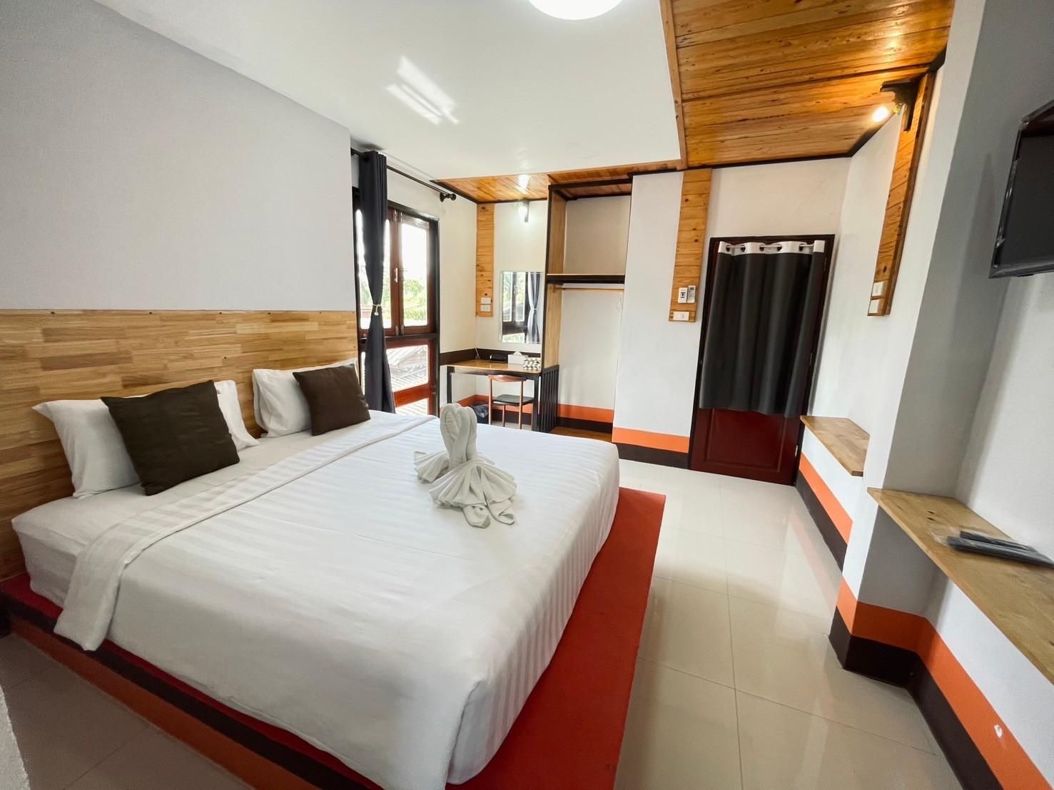 King Bed - Non-Smoking, Not Pet-Friendly