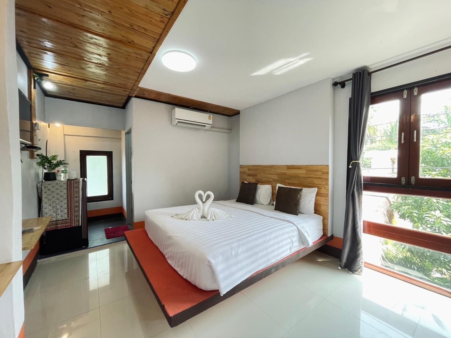 King Bed - Non-Smoking, Not Pet-Friendly
