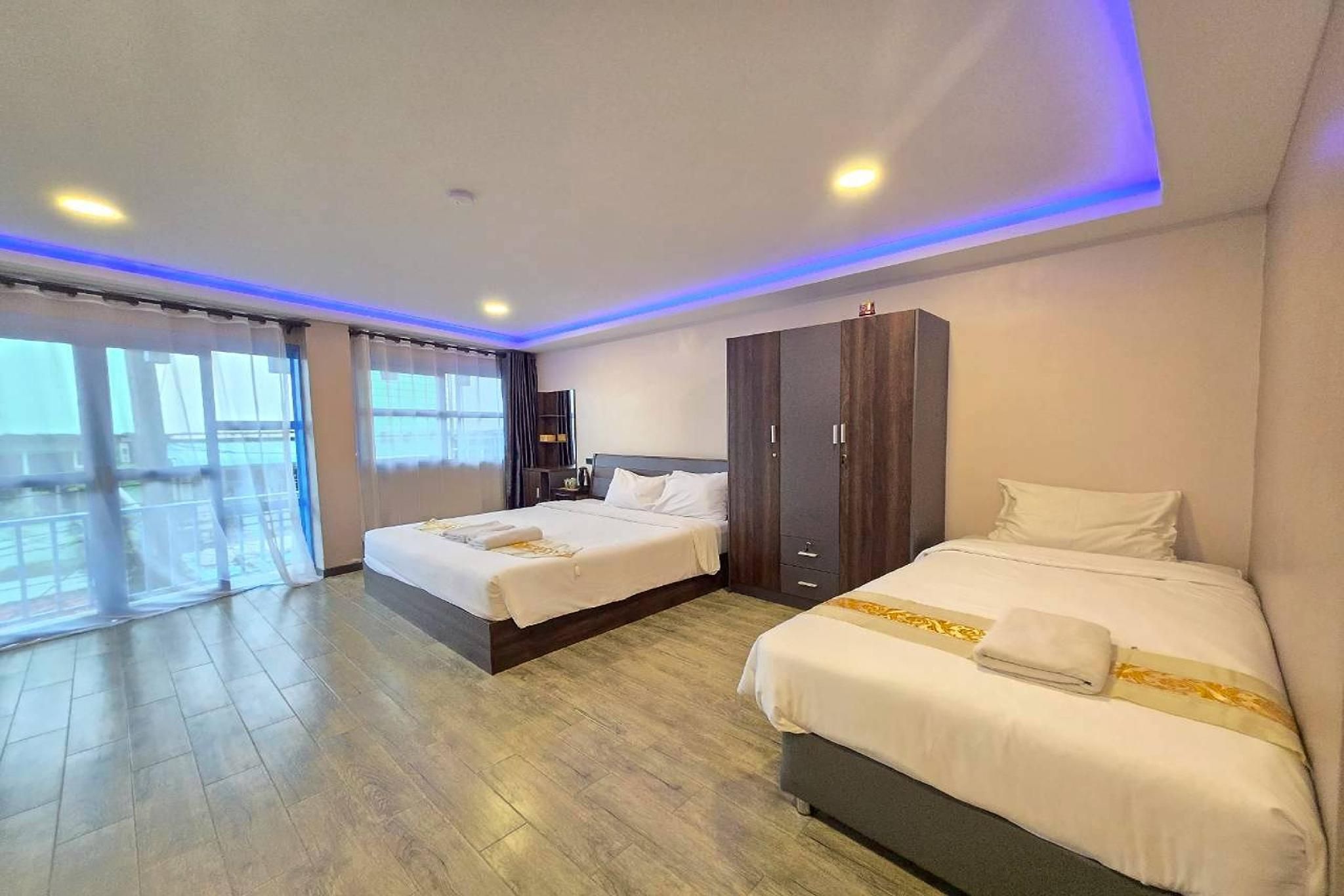 Triple Room