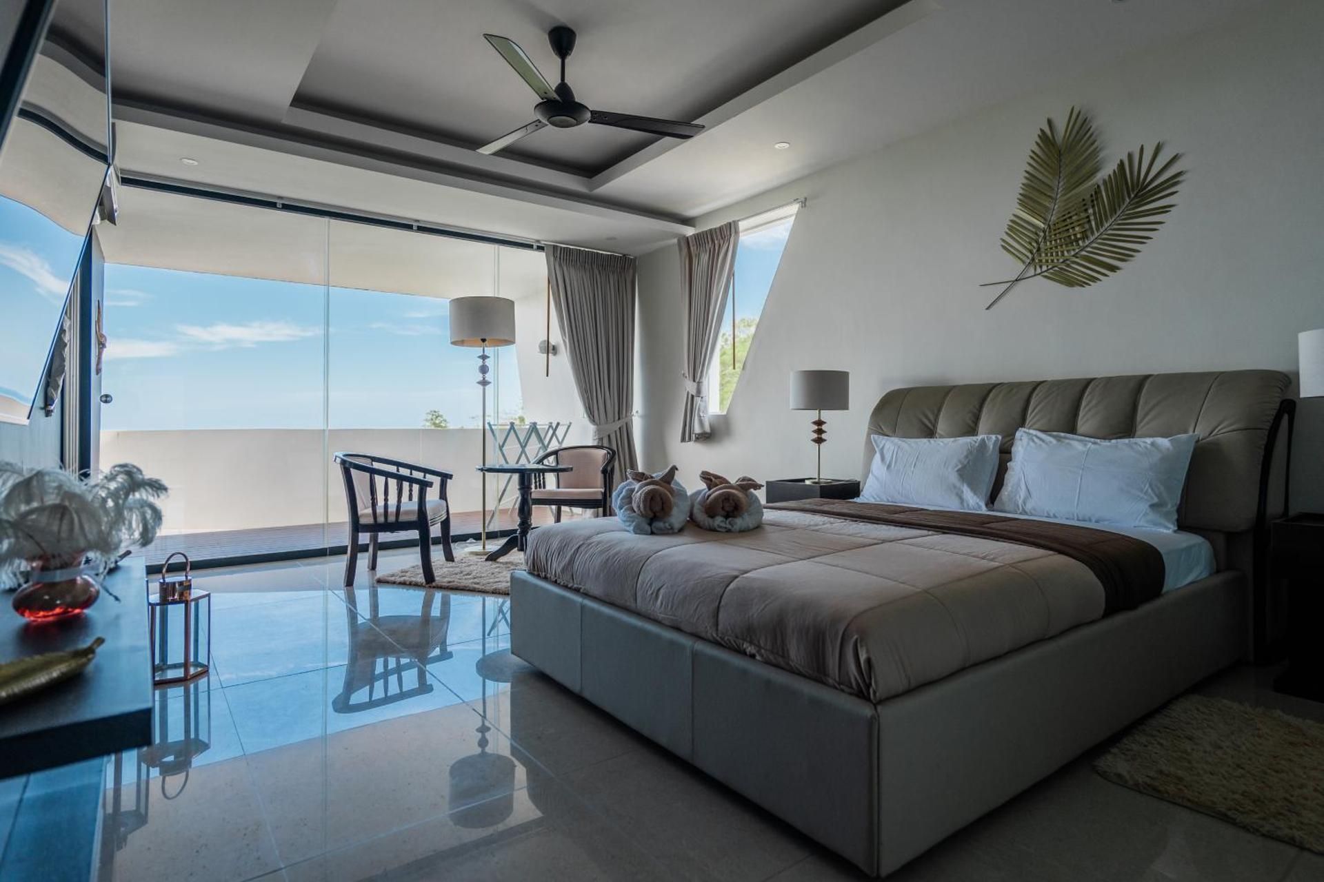 Villa with Sea View