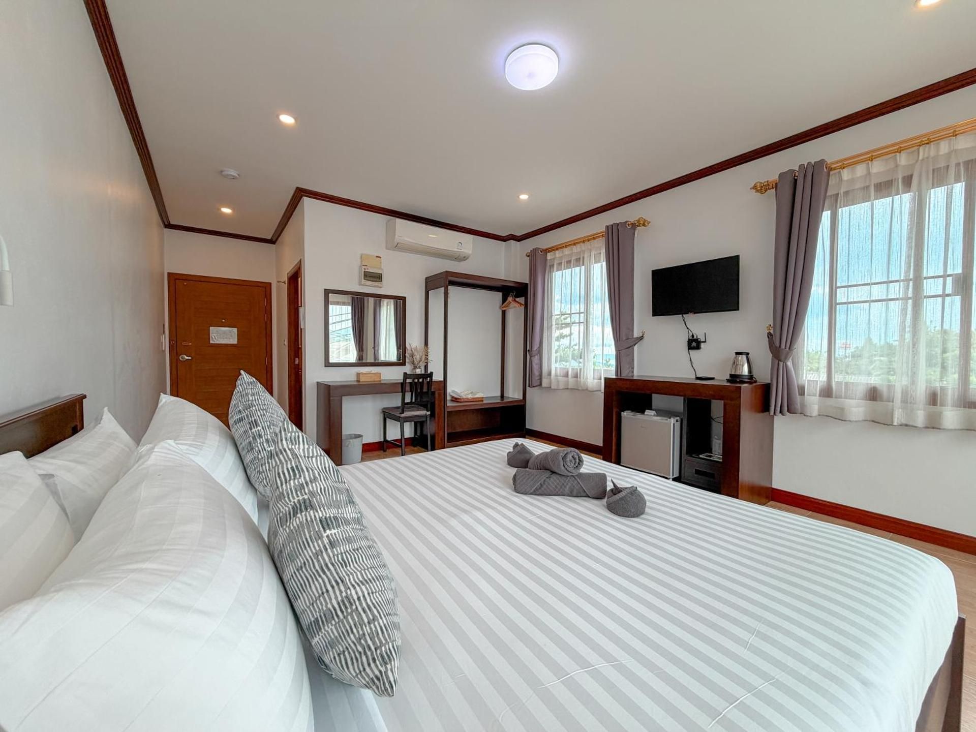 Superior King Room