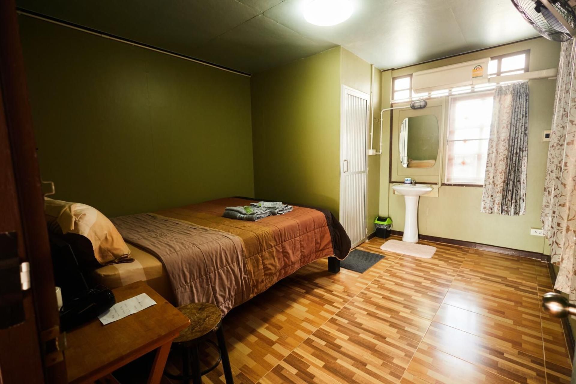 Double or Twin Room with Bathroom