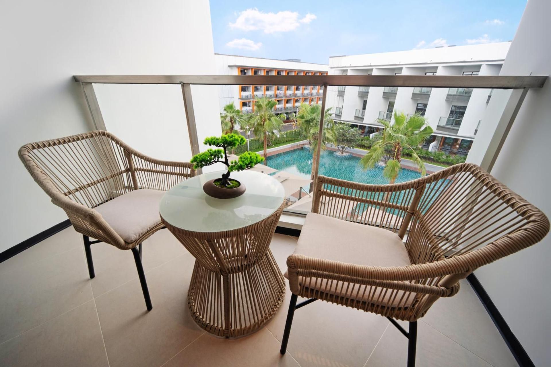 Suite with Pool View