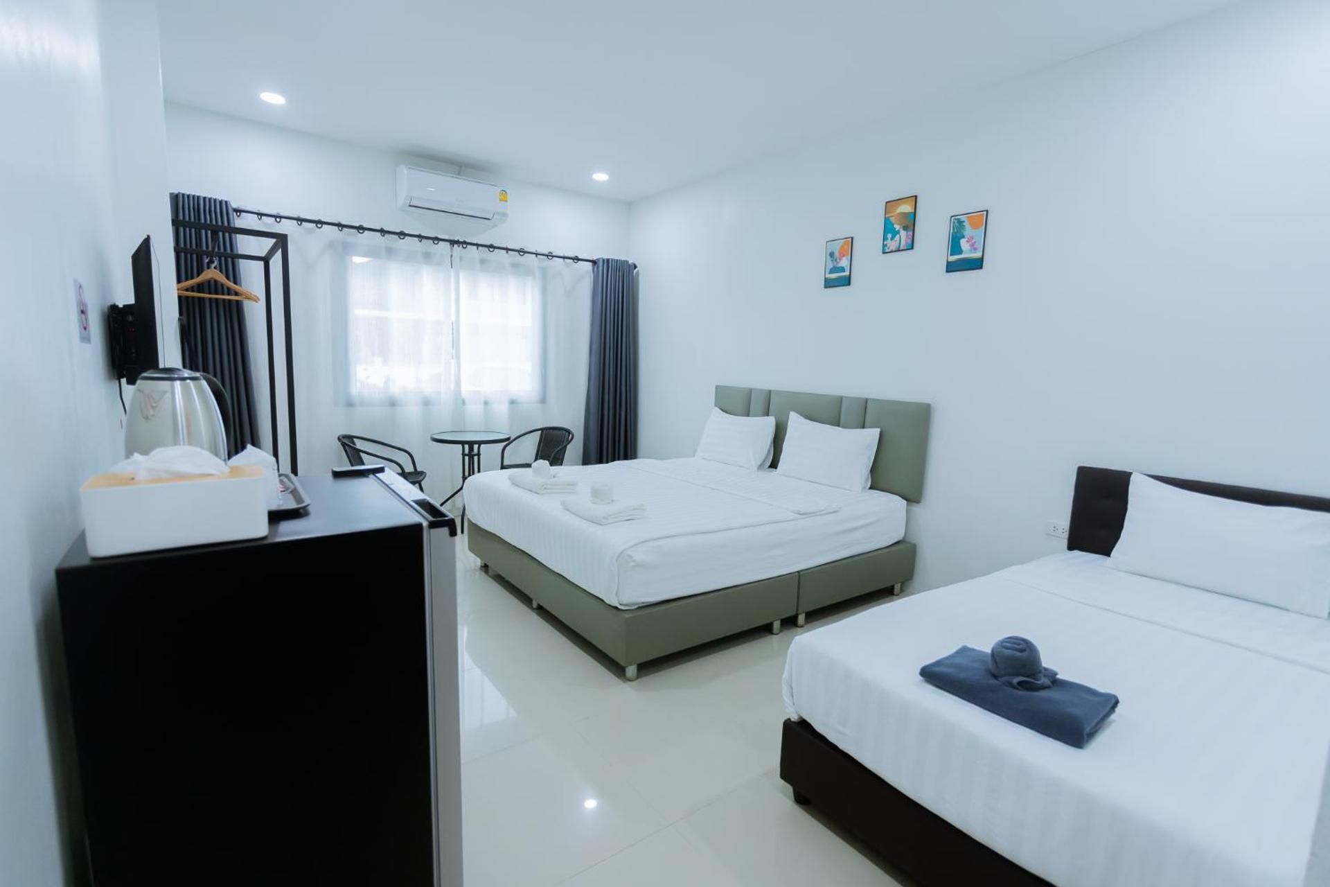 Triple Room