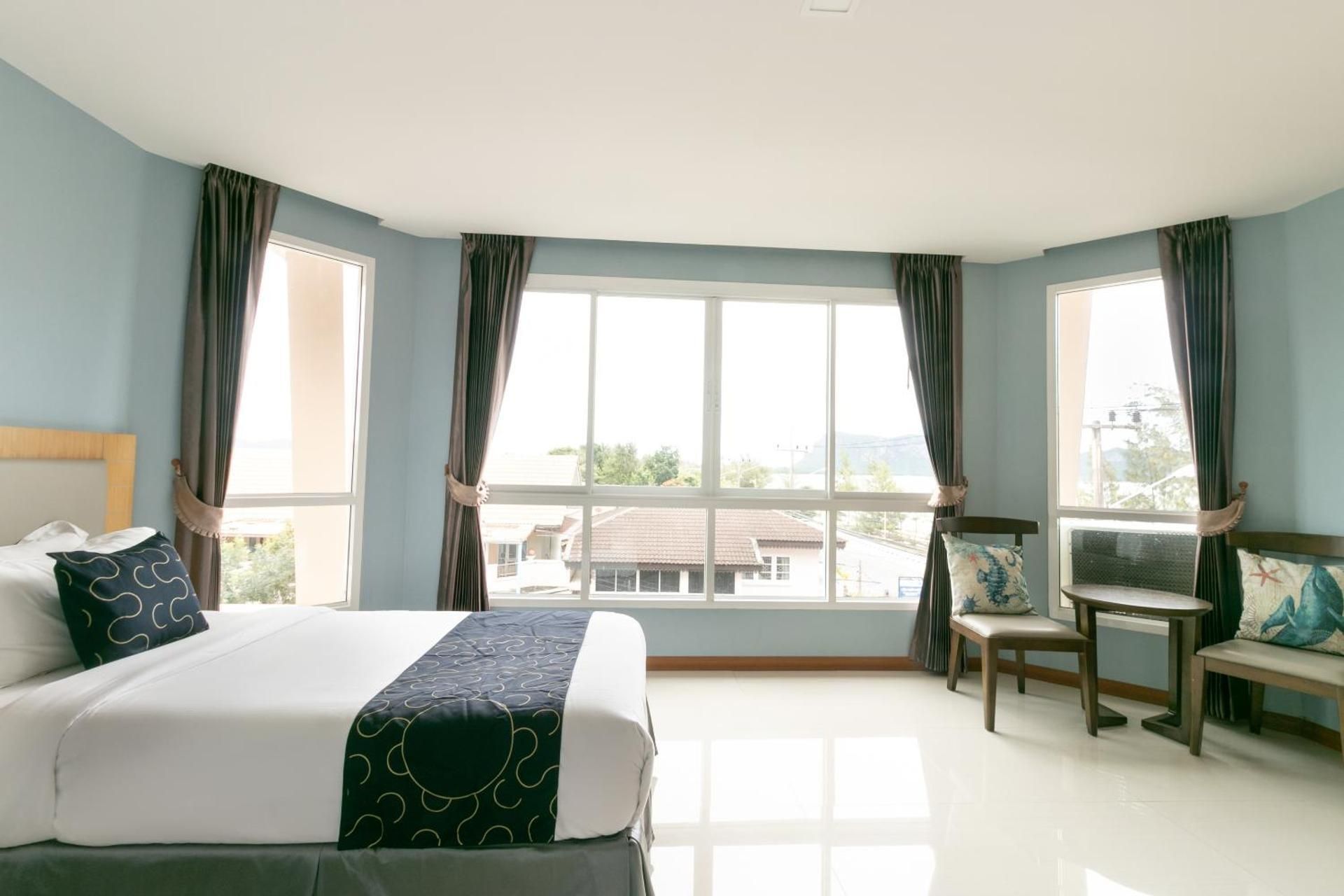 GoldenBeach Boutique Resort Superior Twin Bed with 2 Single Beds 2