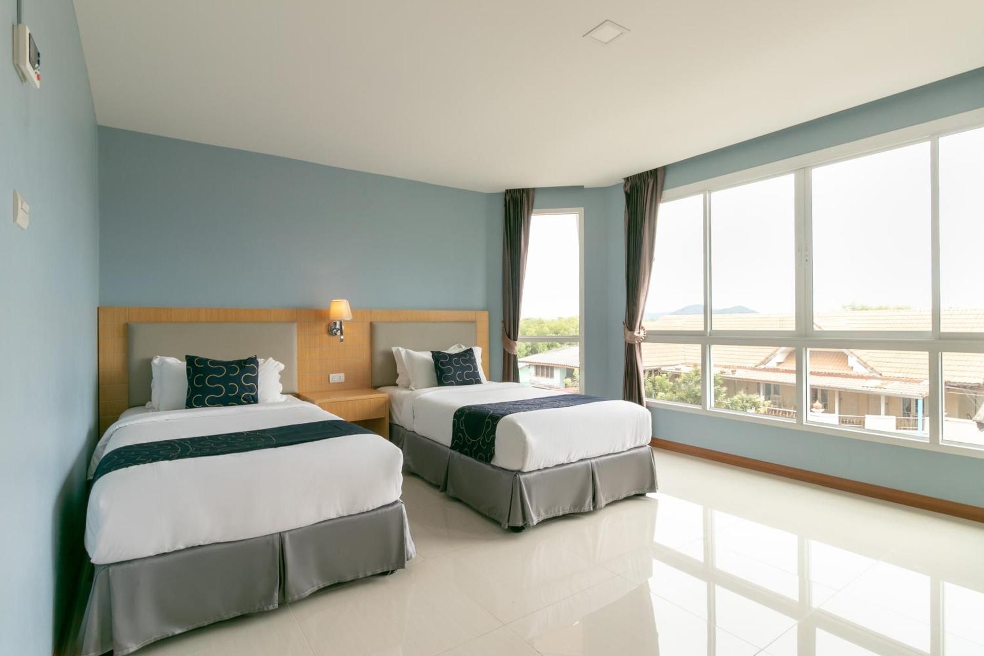 GoldenBeach Boutique Resort Superior Twin Bed with 2 Single Beds