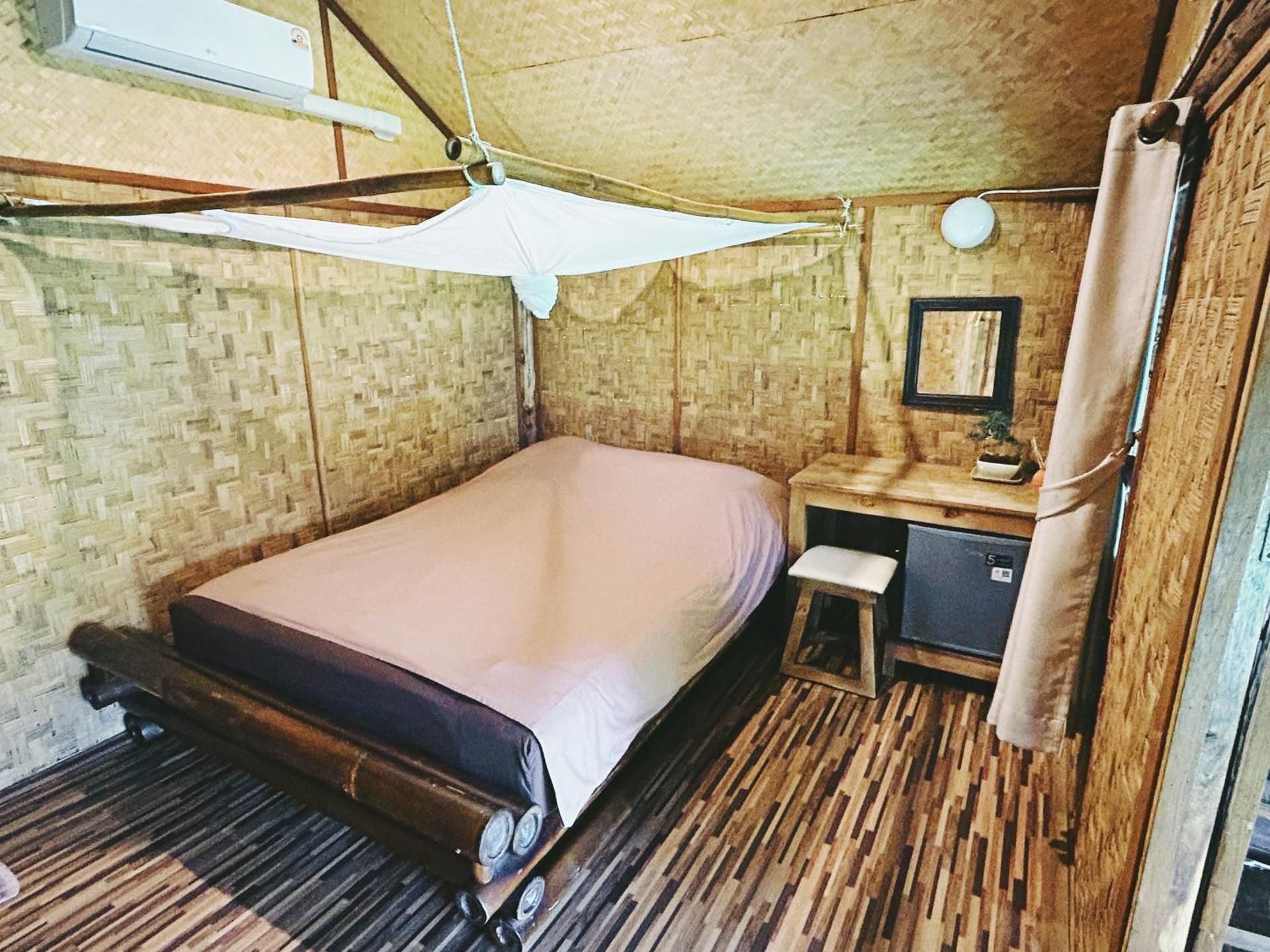 Bamboo Cottage with Air Condition