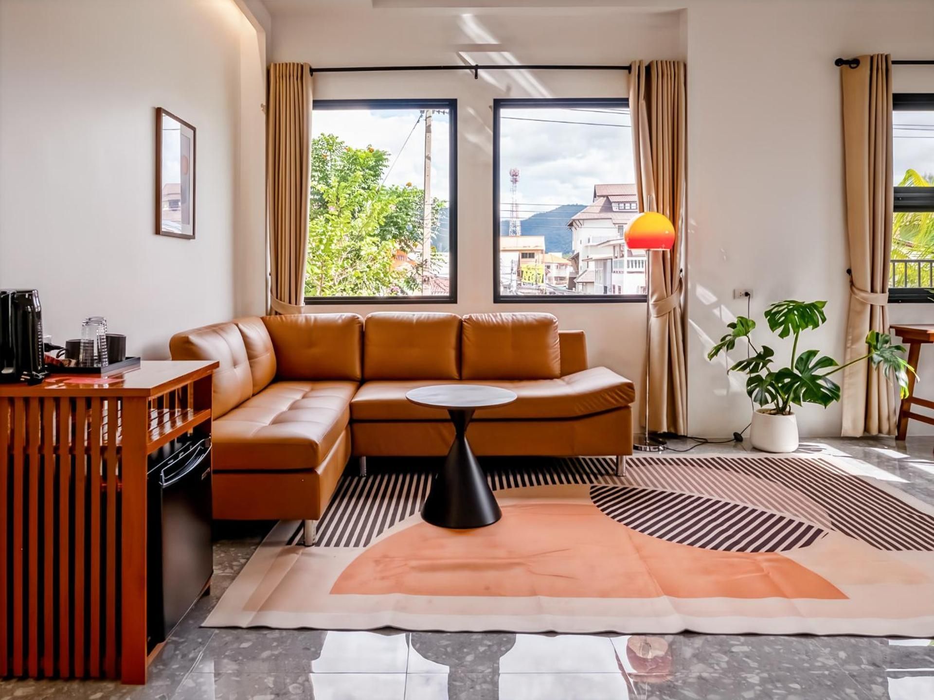 Studio with Mountain View