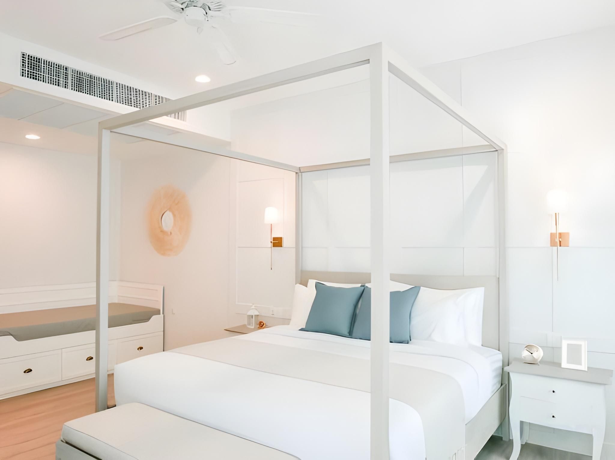 Prima Amphawa Riverfront King Room 2