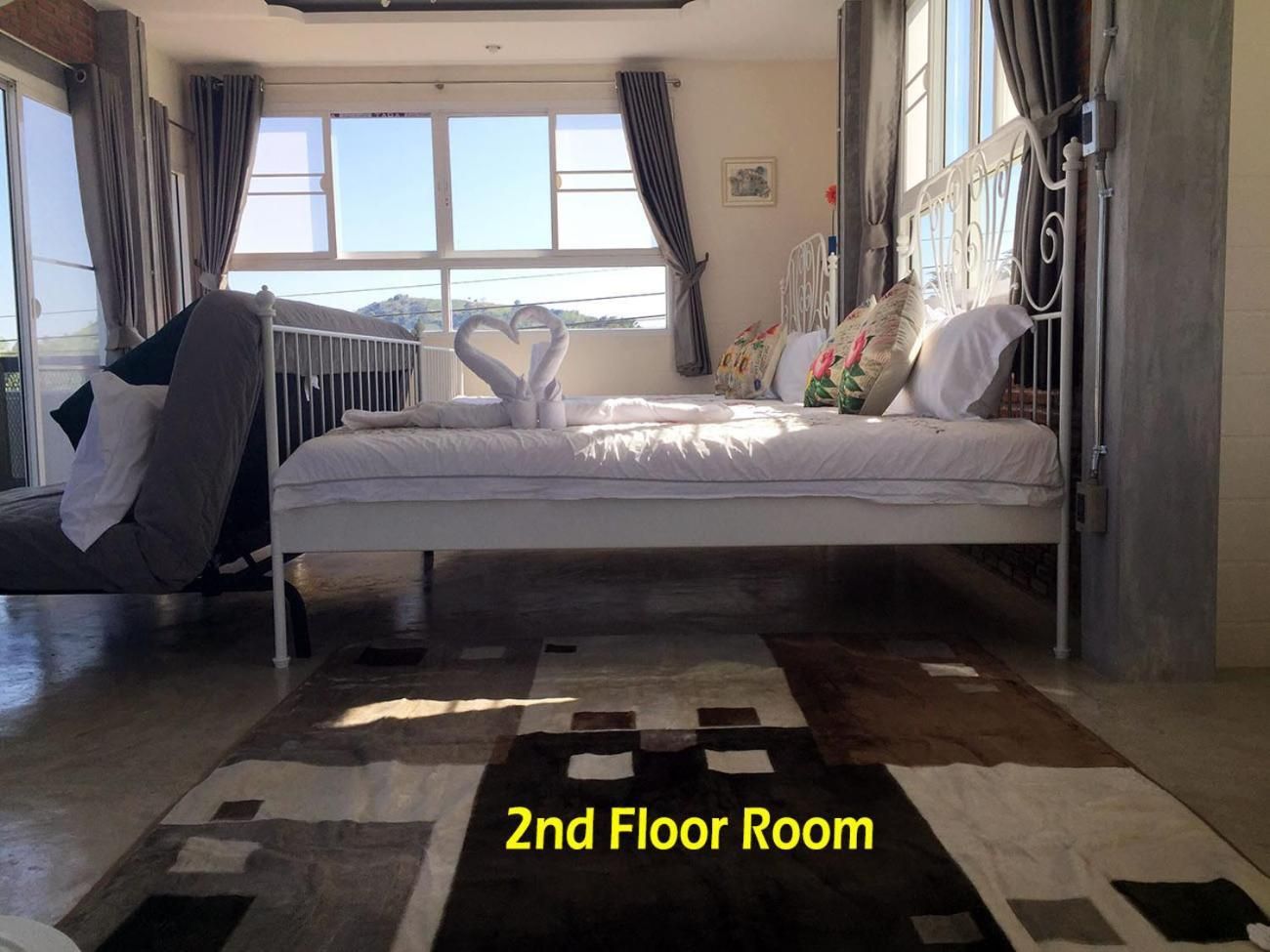 Sky Winds Khao Kho Family Room with Mountain View 3