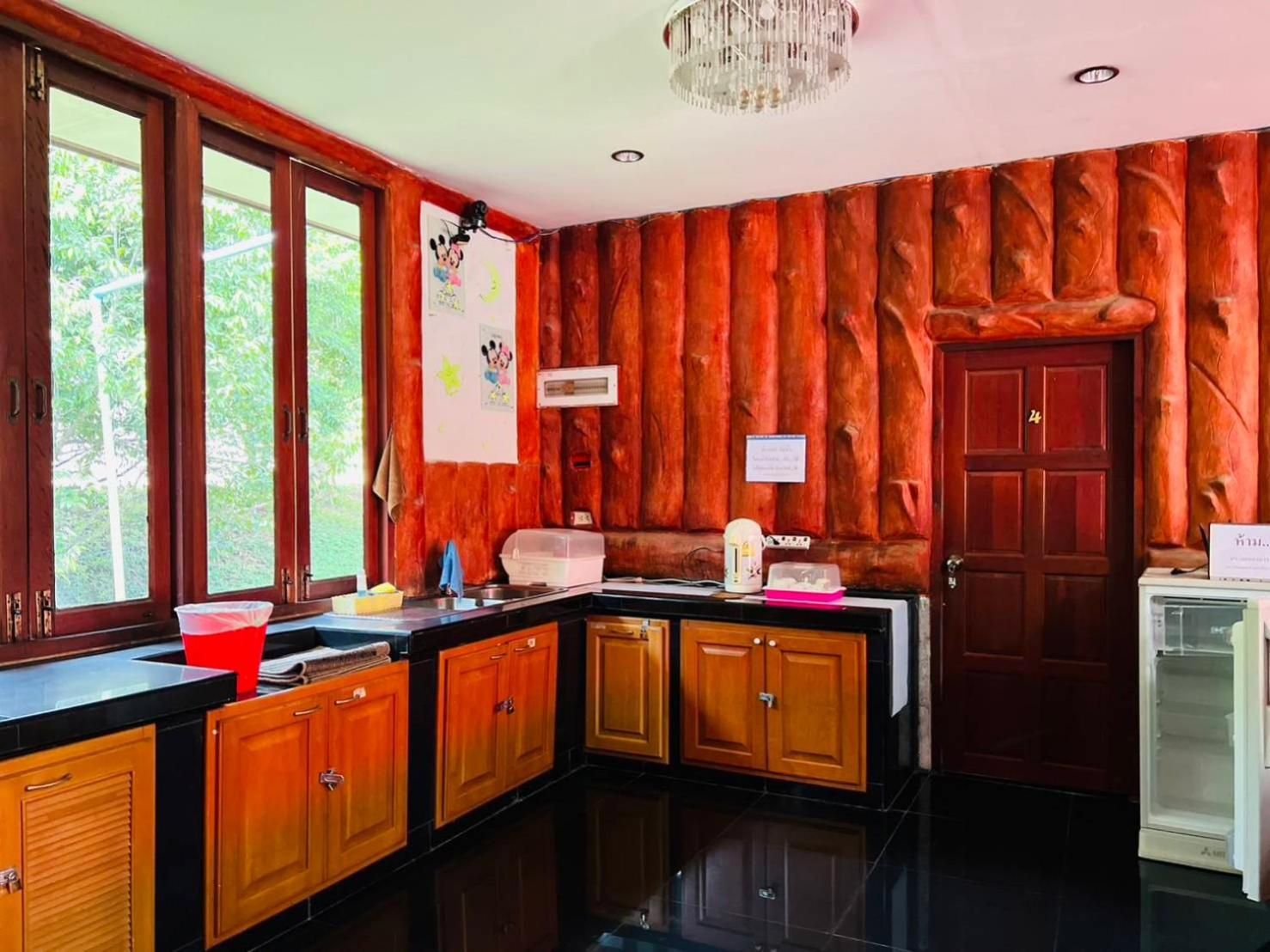 1 Room Suite King Non-Smoking