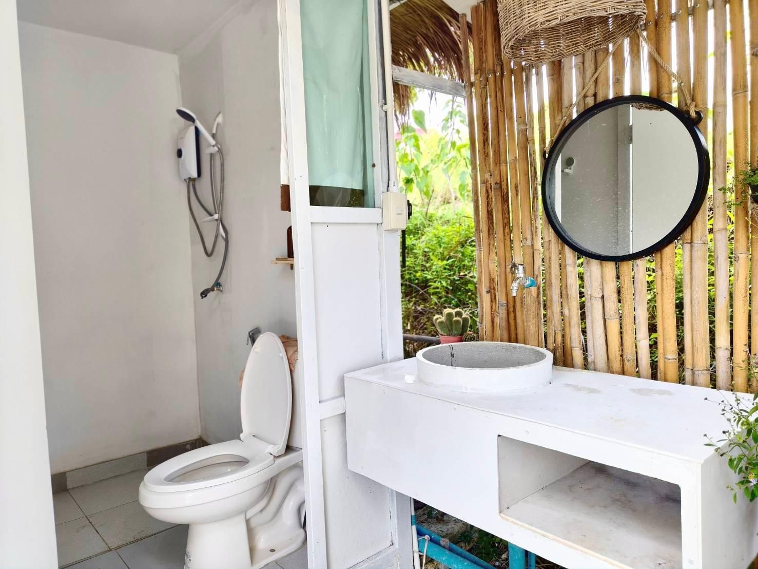 Nai Suan Phan Resort Camp Double Room 3