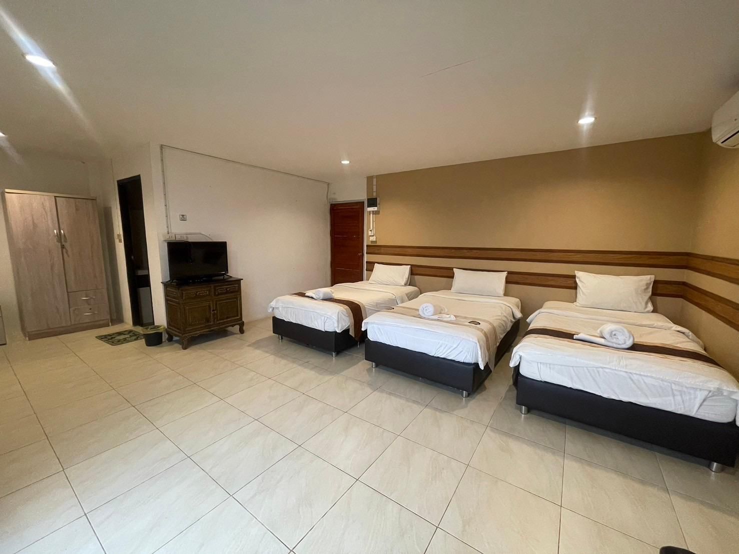 Chiang Khong Hill Resort Triple Room (3 Adults) 2