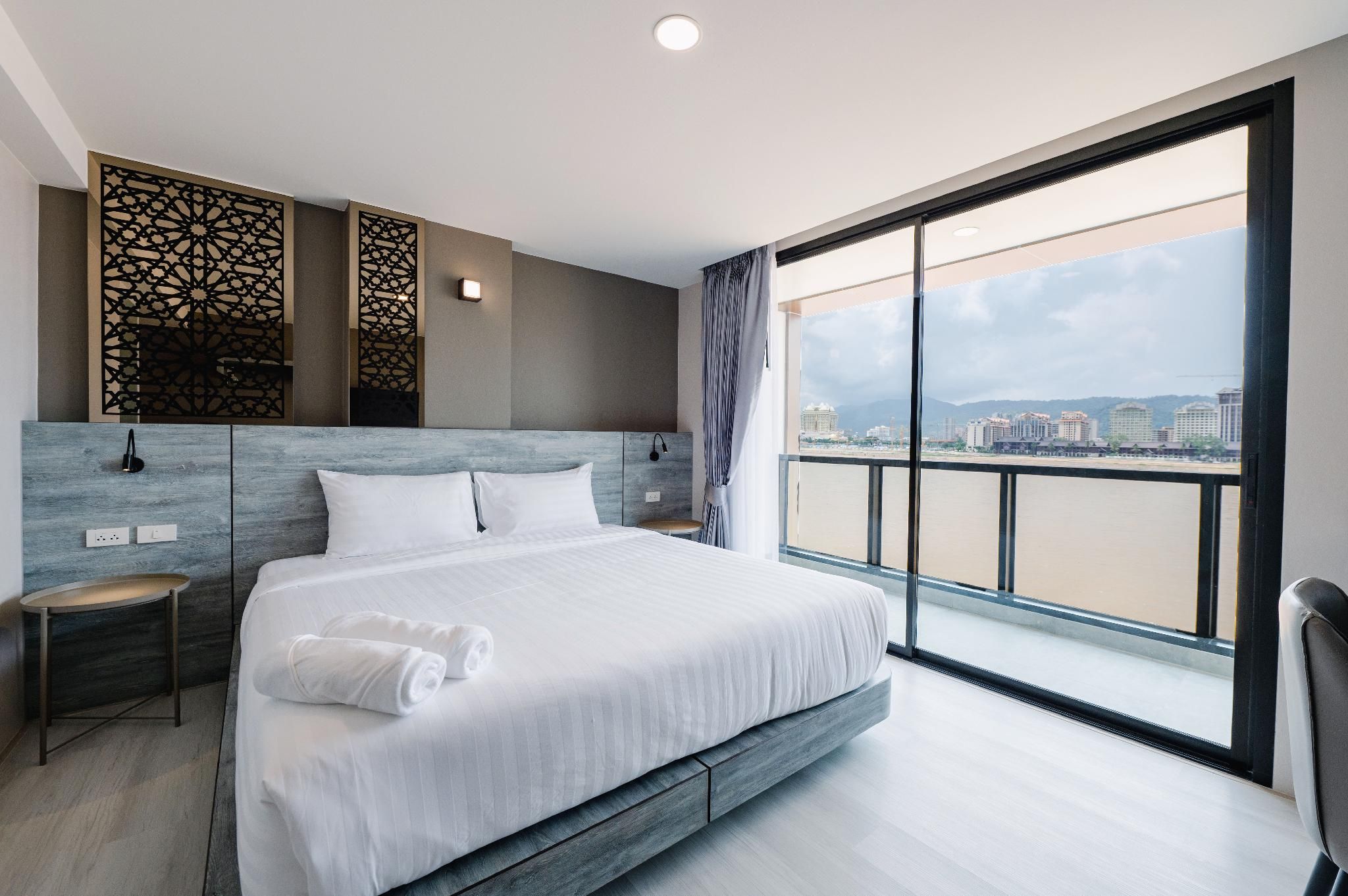 River View King Room