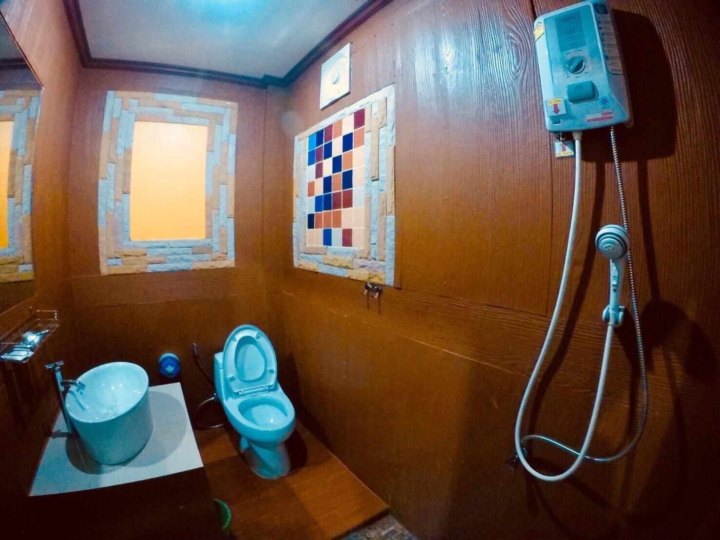 King Bed - Non-Smoking, Not Pet-Friendly