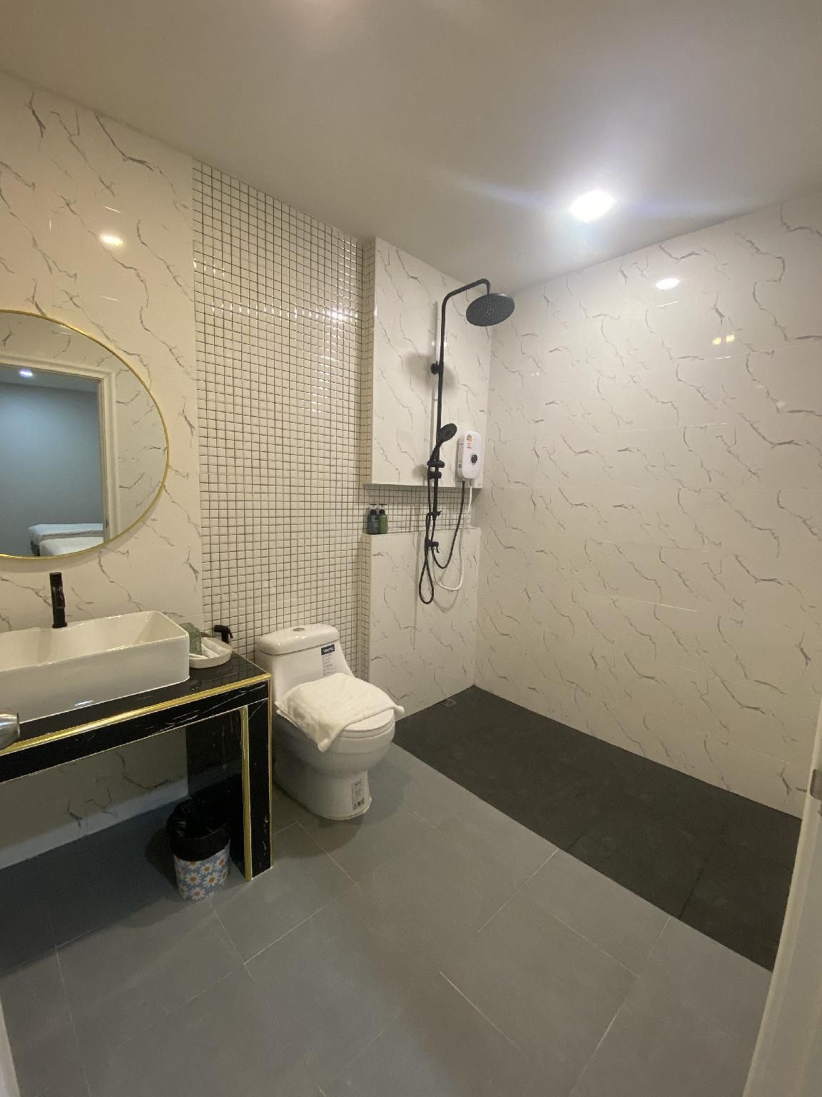 Phosuk Good Dream Hotel Twin 3