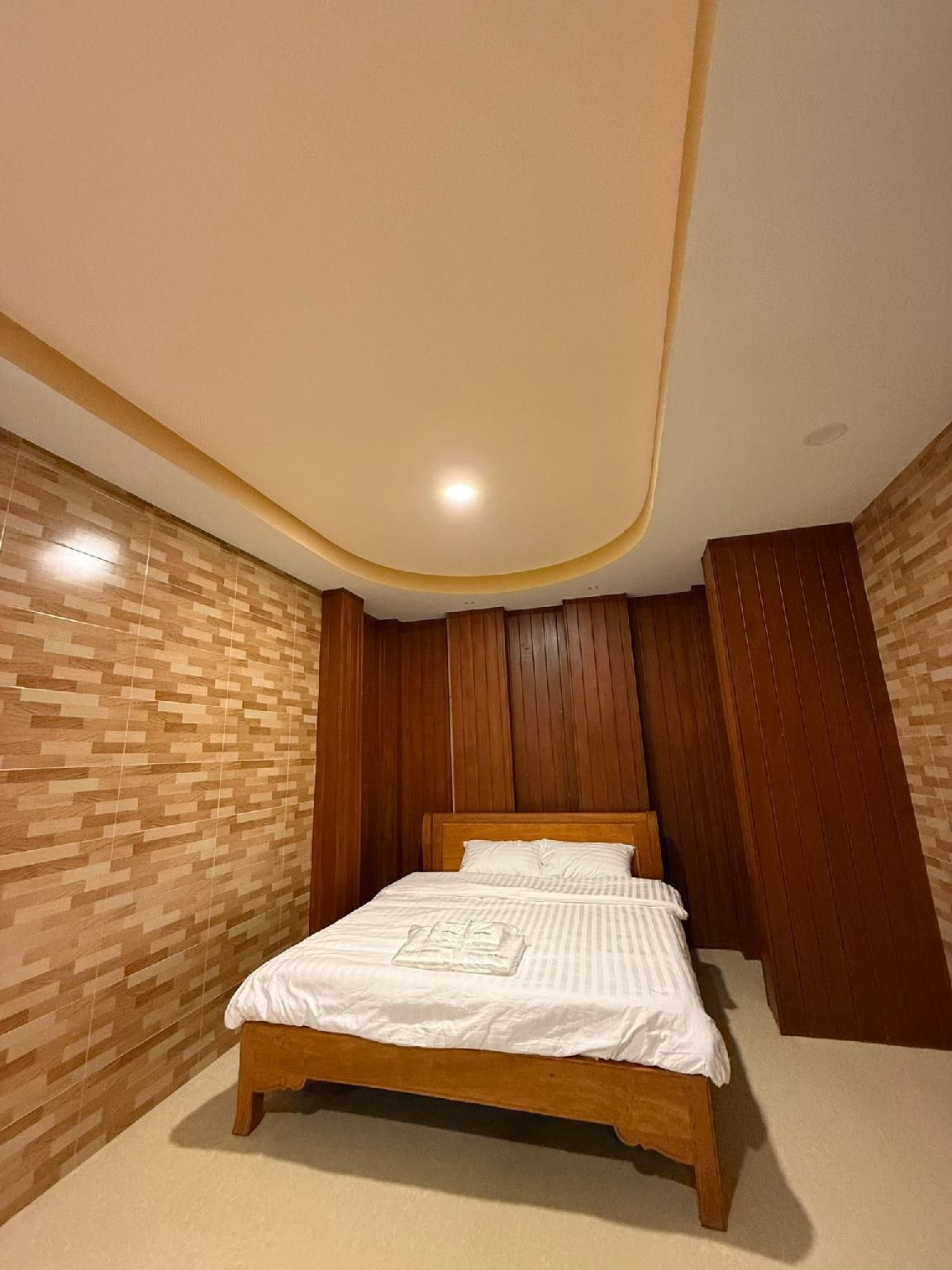 100 Rai Resort Superior Room with 1 Double Bed