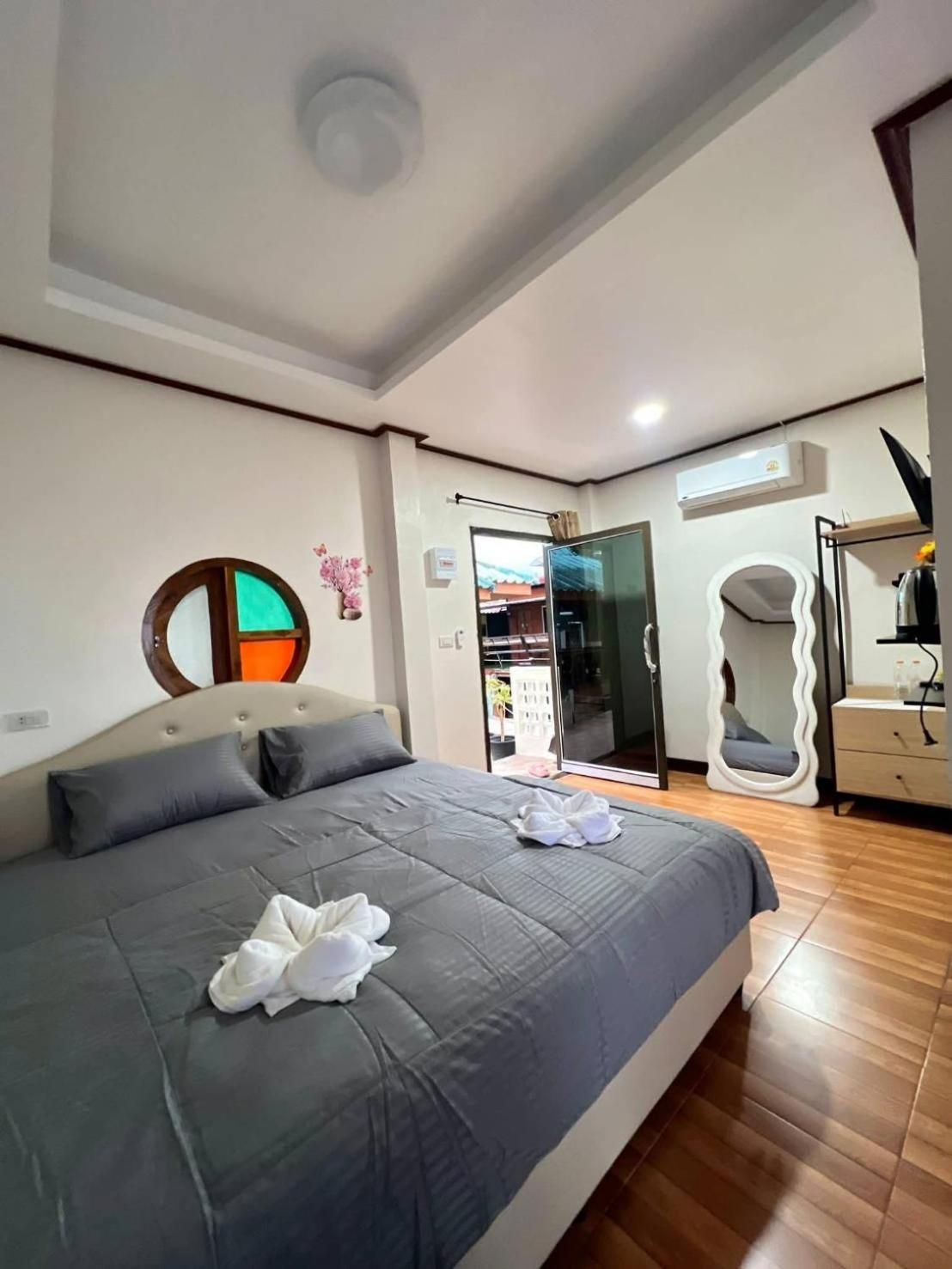 Double Room with Balcony and Sea View