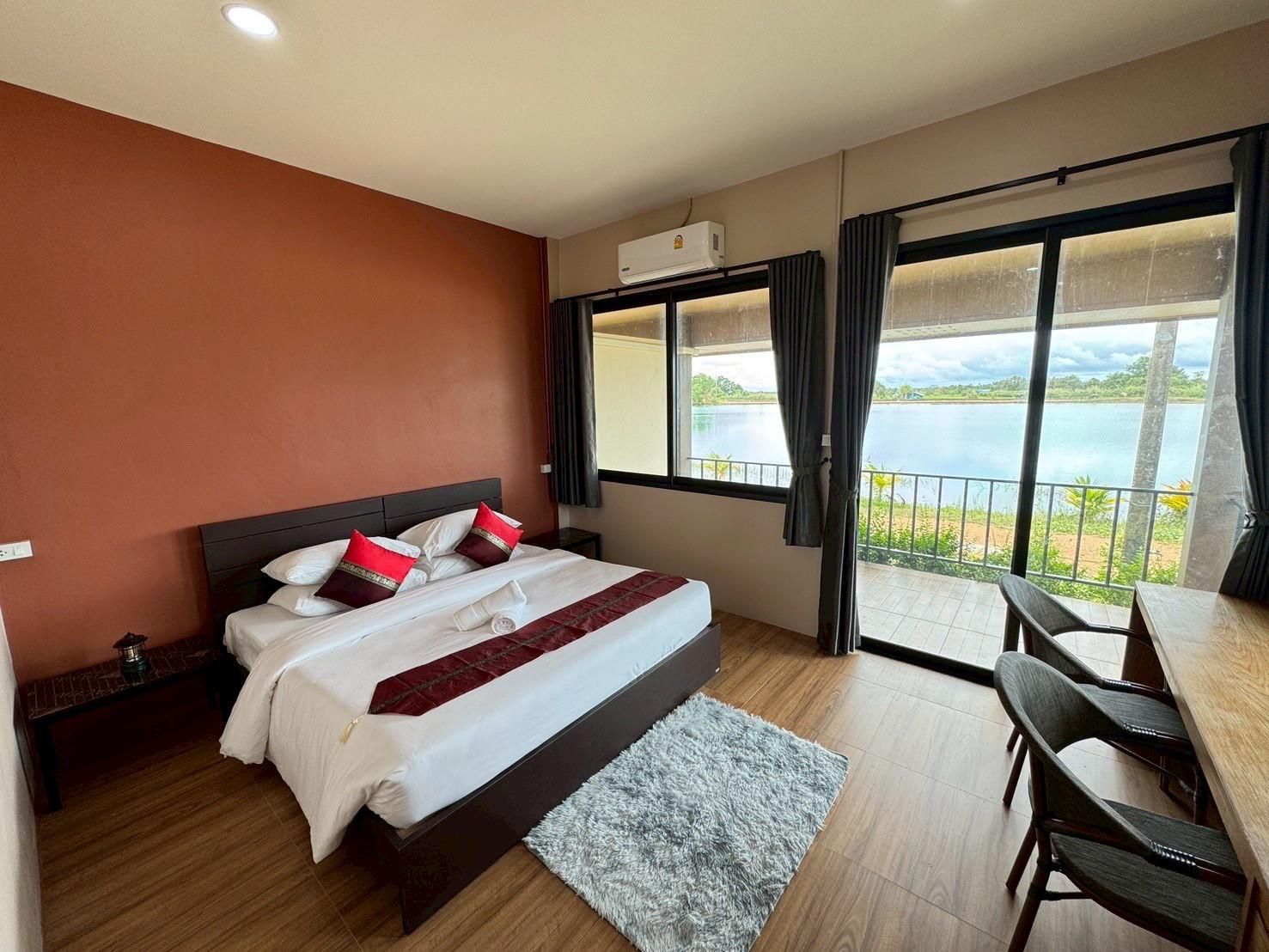 Lagoon Double Room