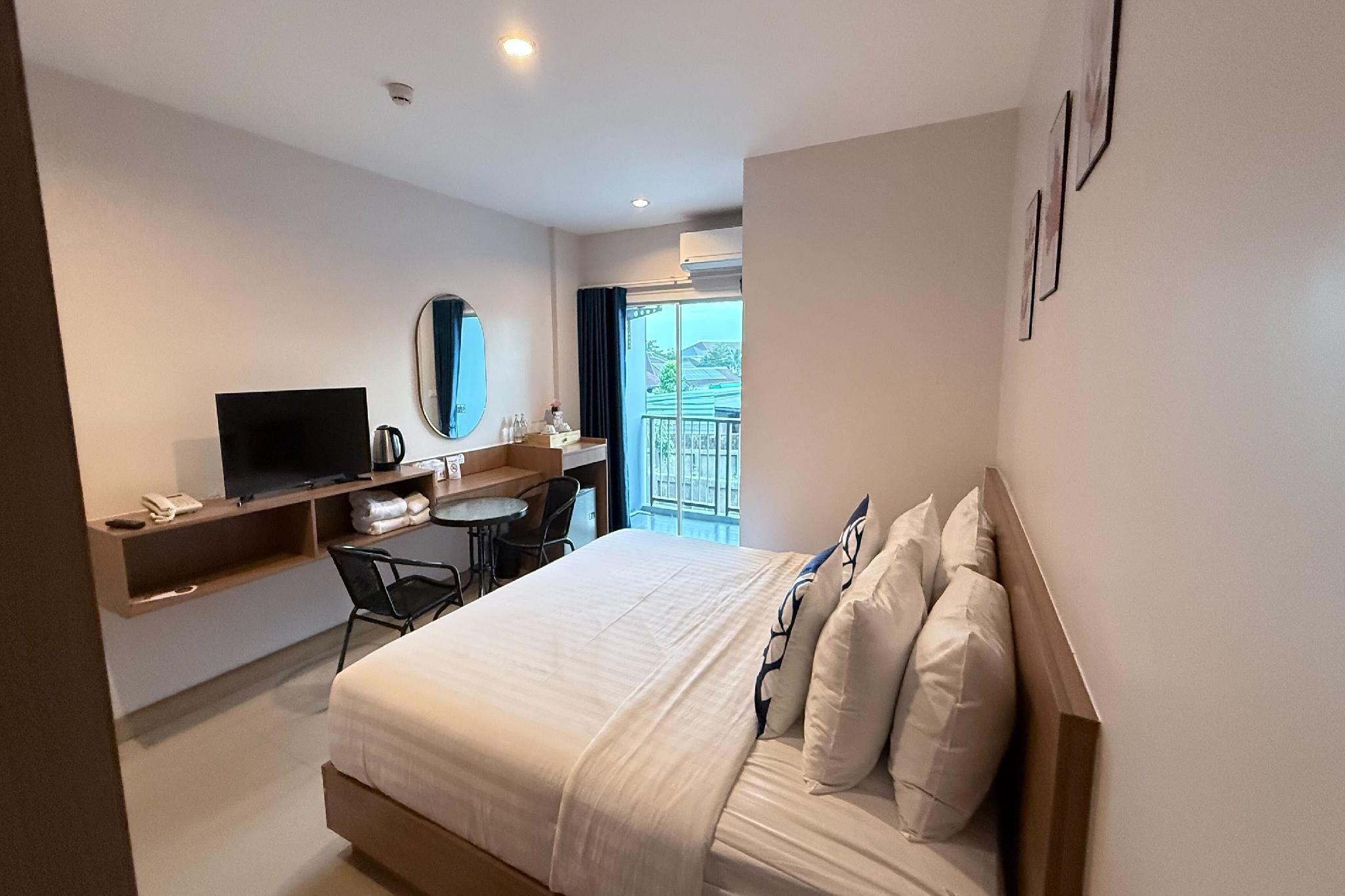 SKM Paradise Mae Sai Standard Double Room