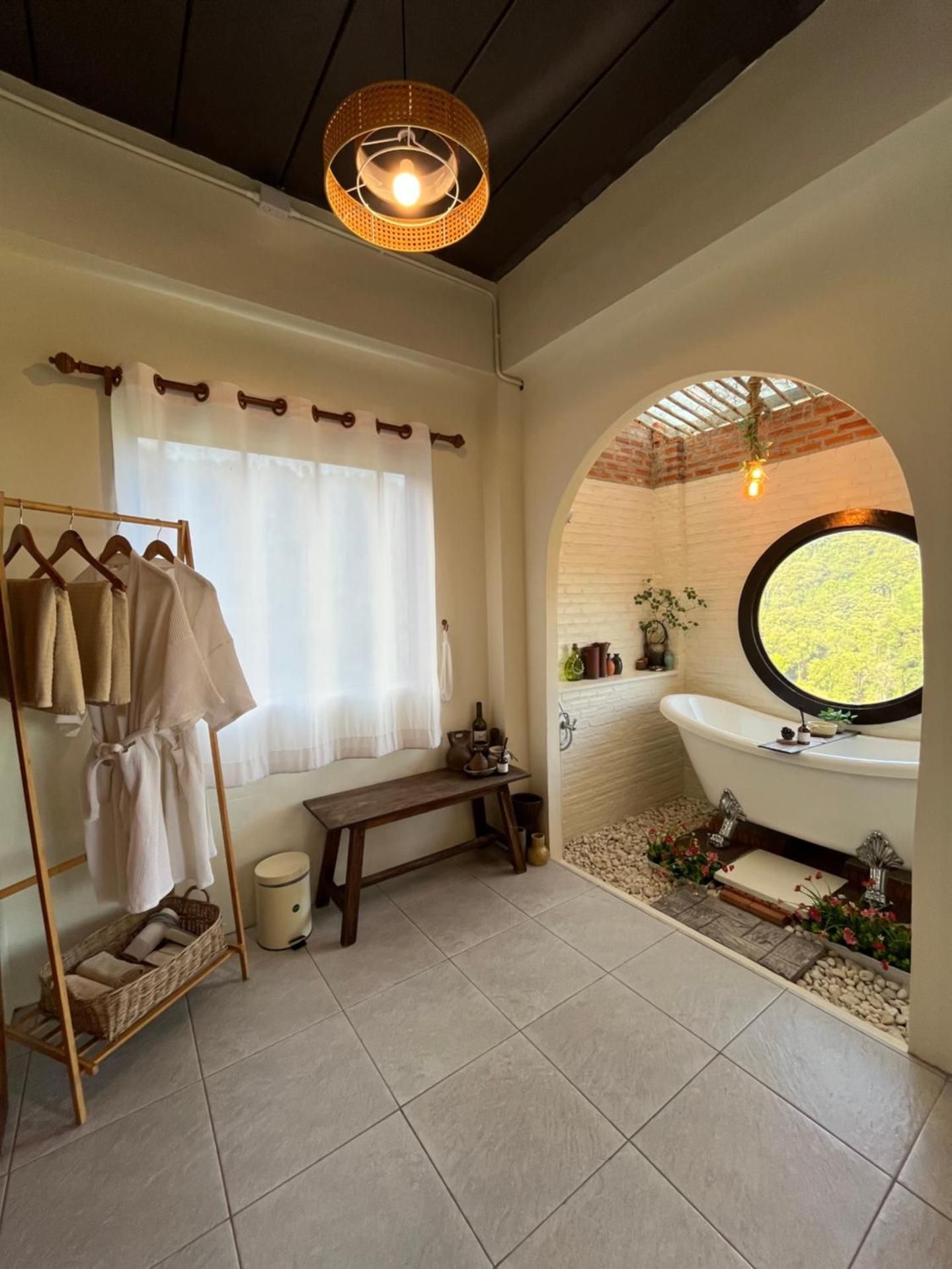 Studio with Spa Bath