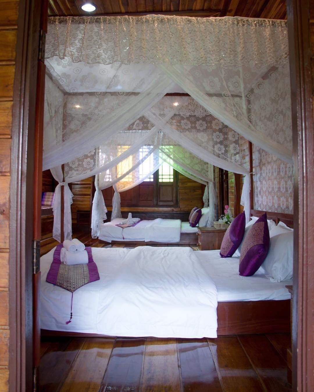 Deluxe Double or Twin