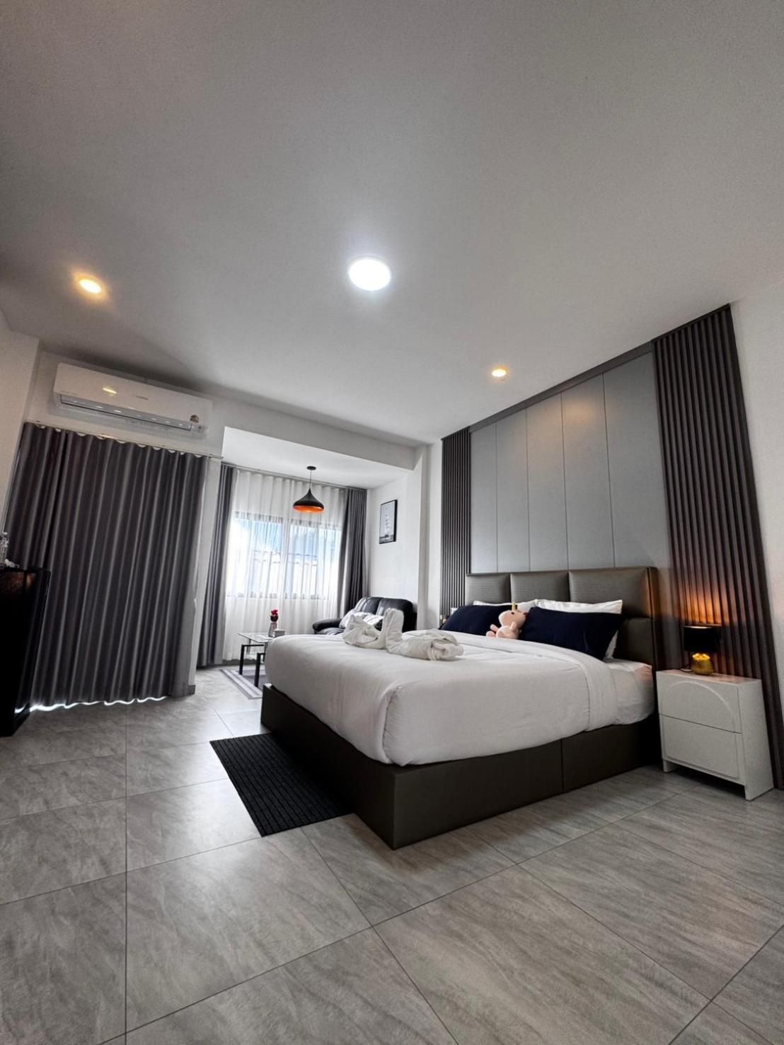 MAESAI BLISS RESIDENCE  King Deluxe Room - Room Only 2