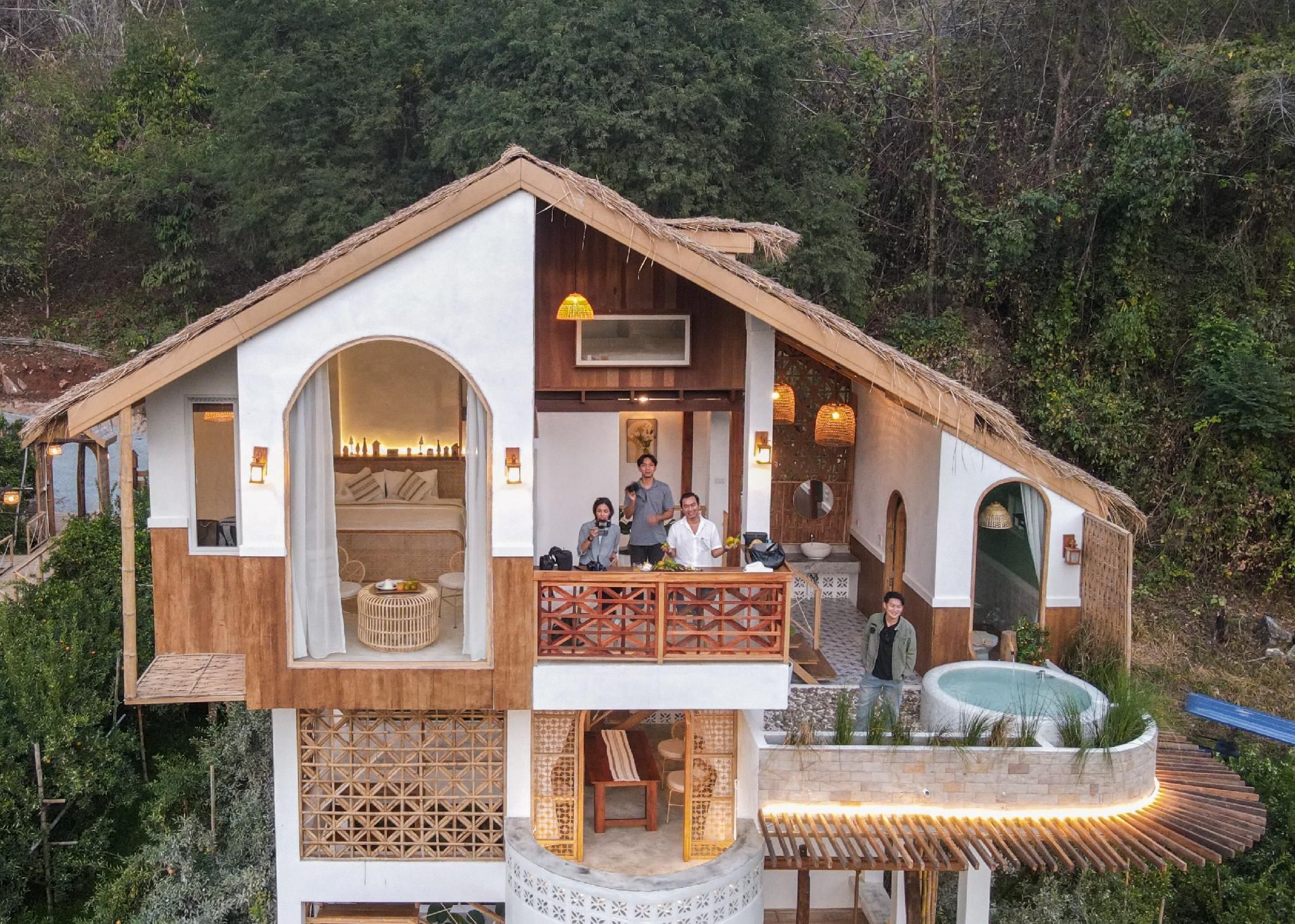 Premium Villa with Open-Air Bath