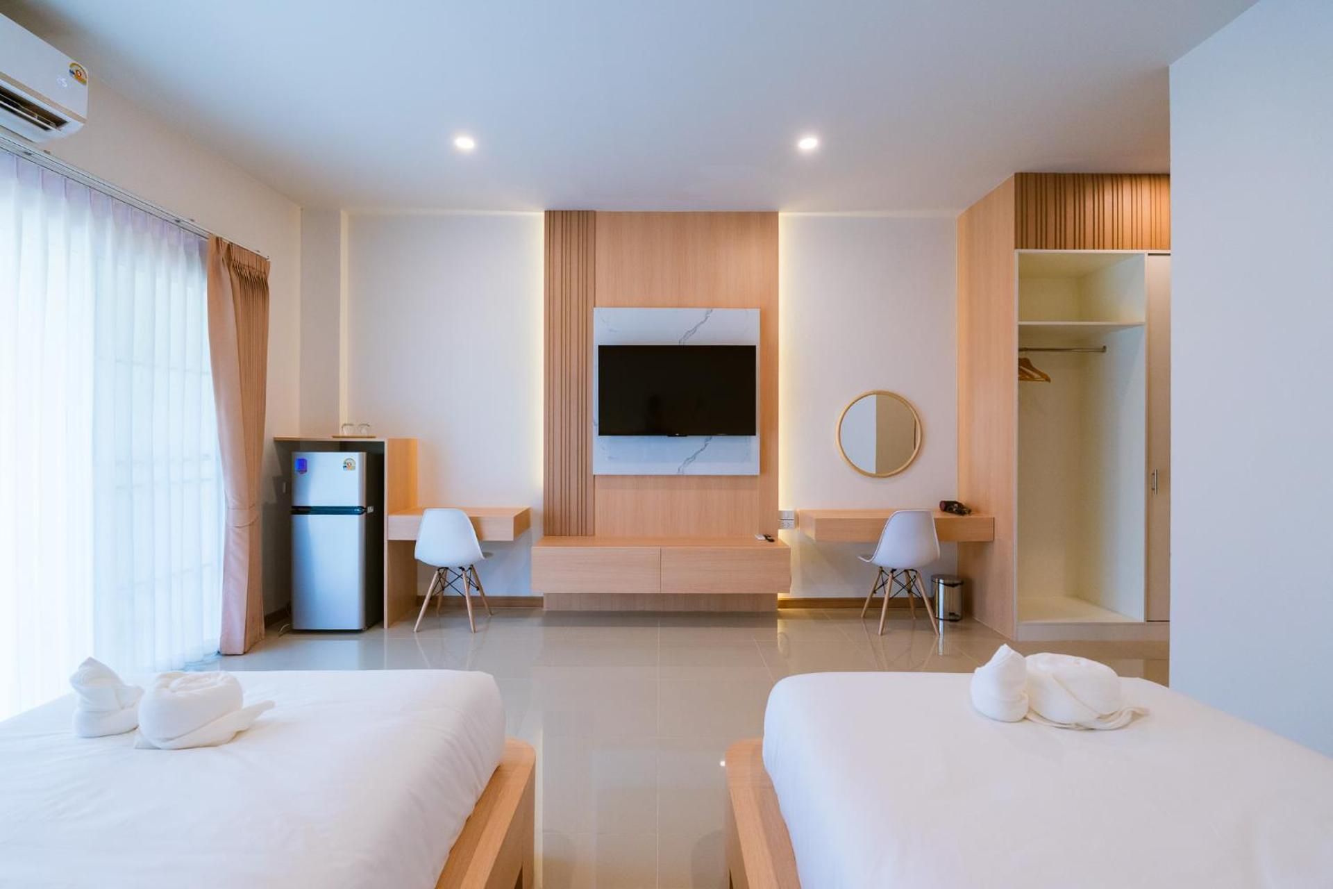 Deluxe Twin Room