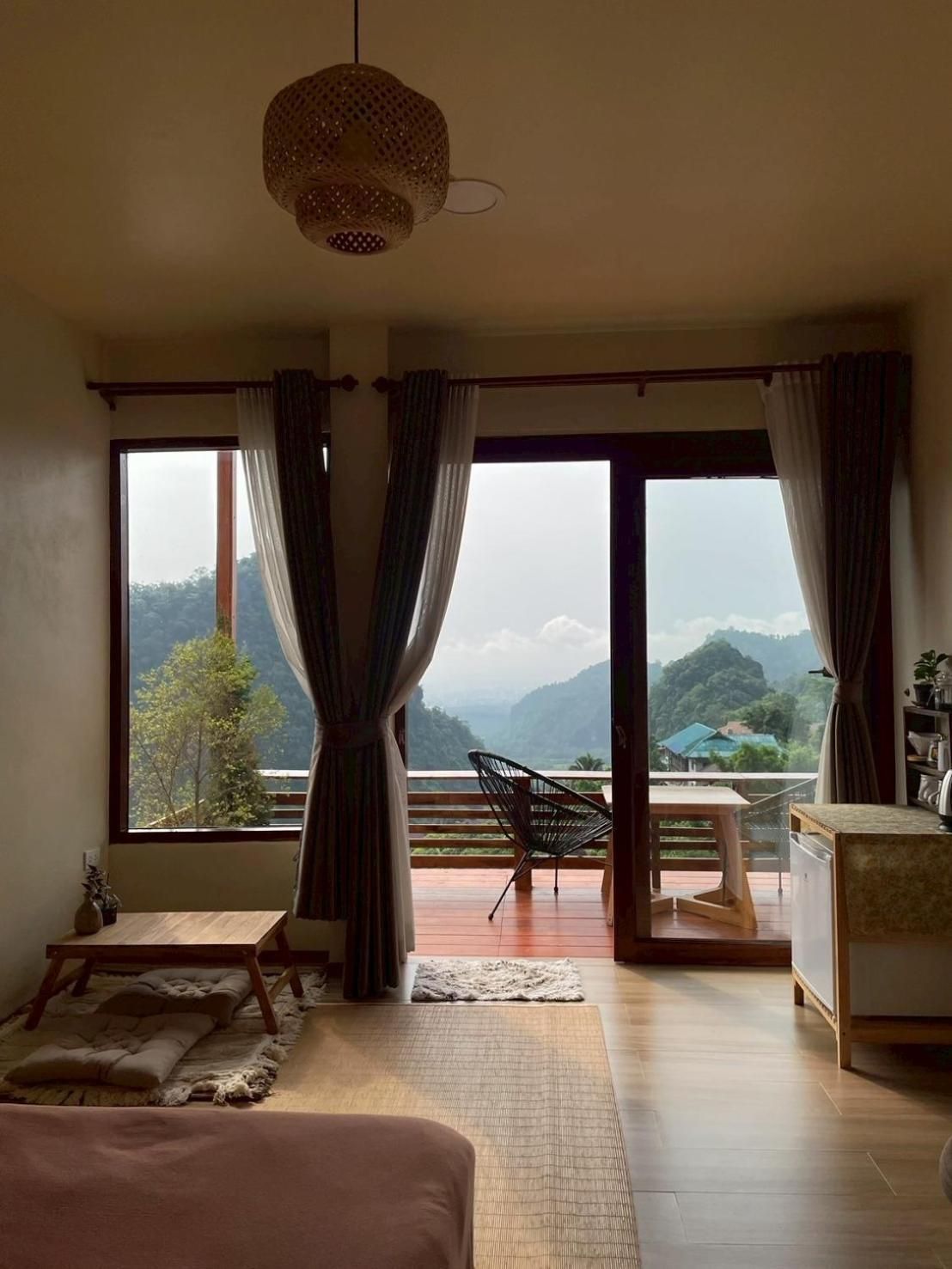 Deluxe Room with Bathtub