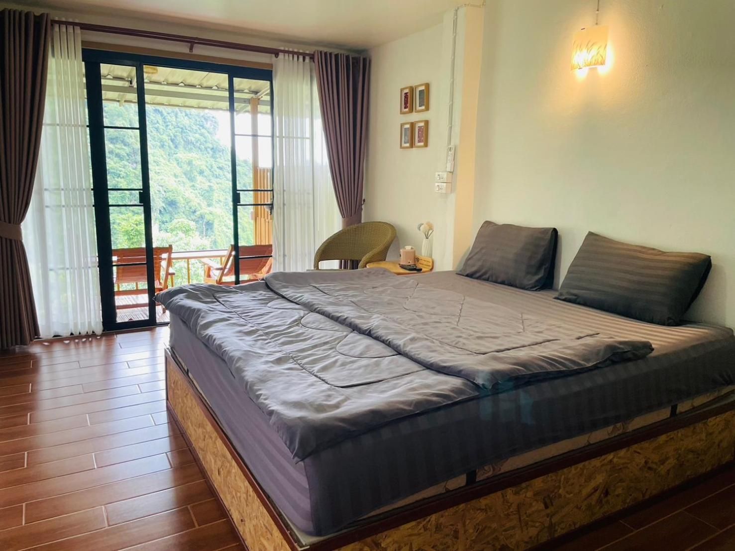 Double Room with Mountain View