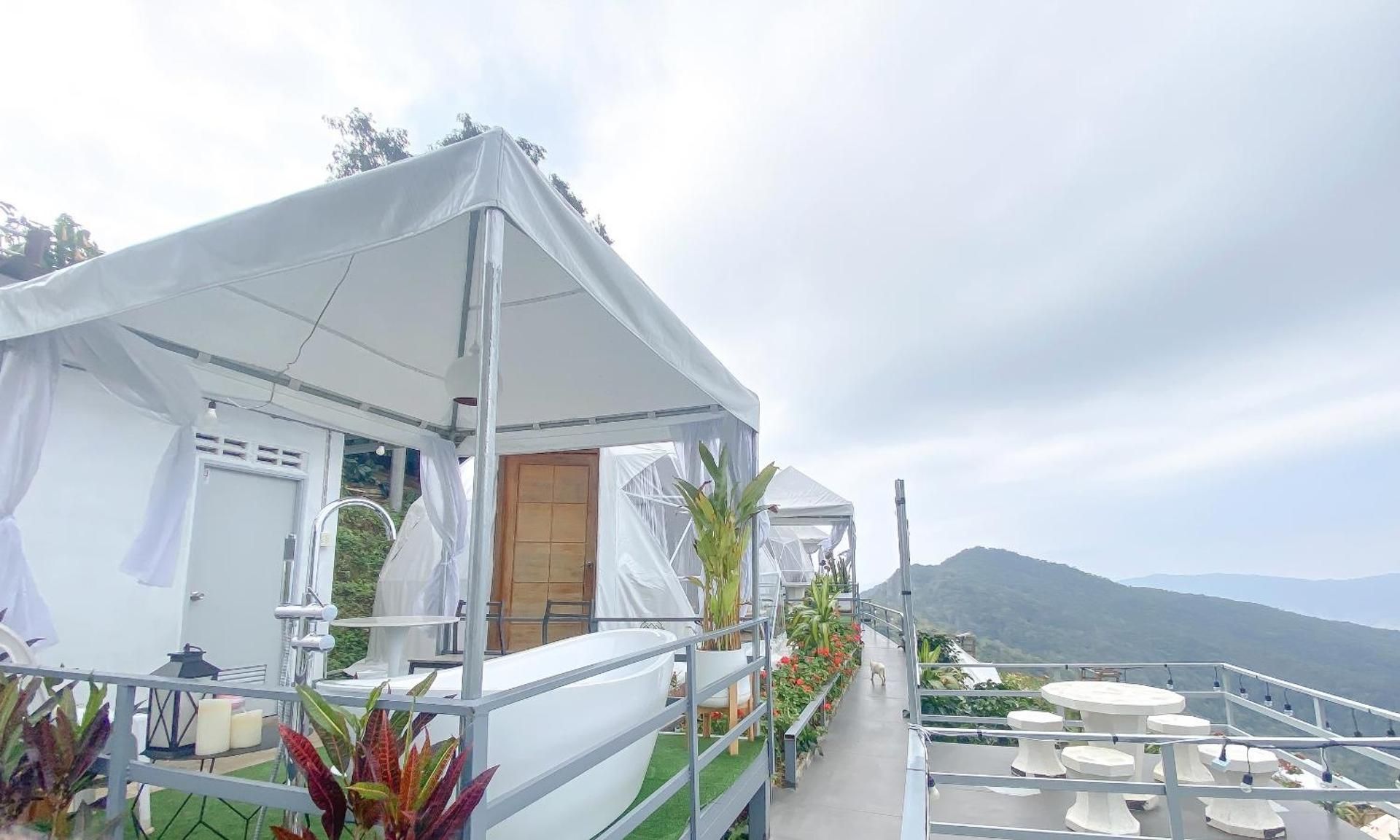 Deluxe Double Room with Bath