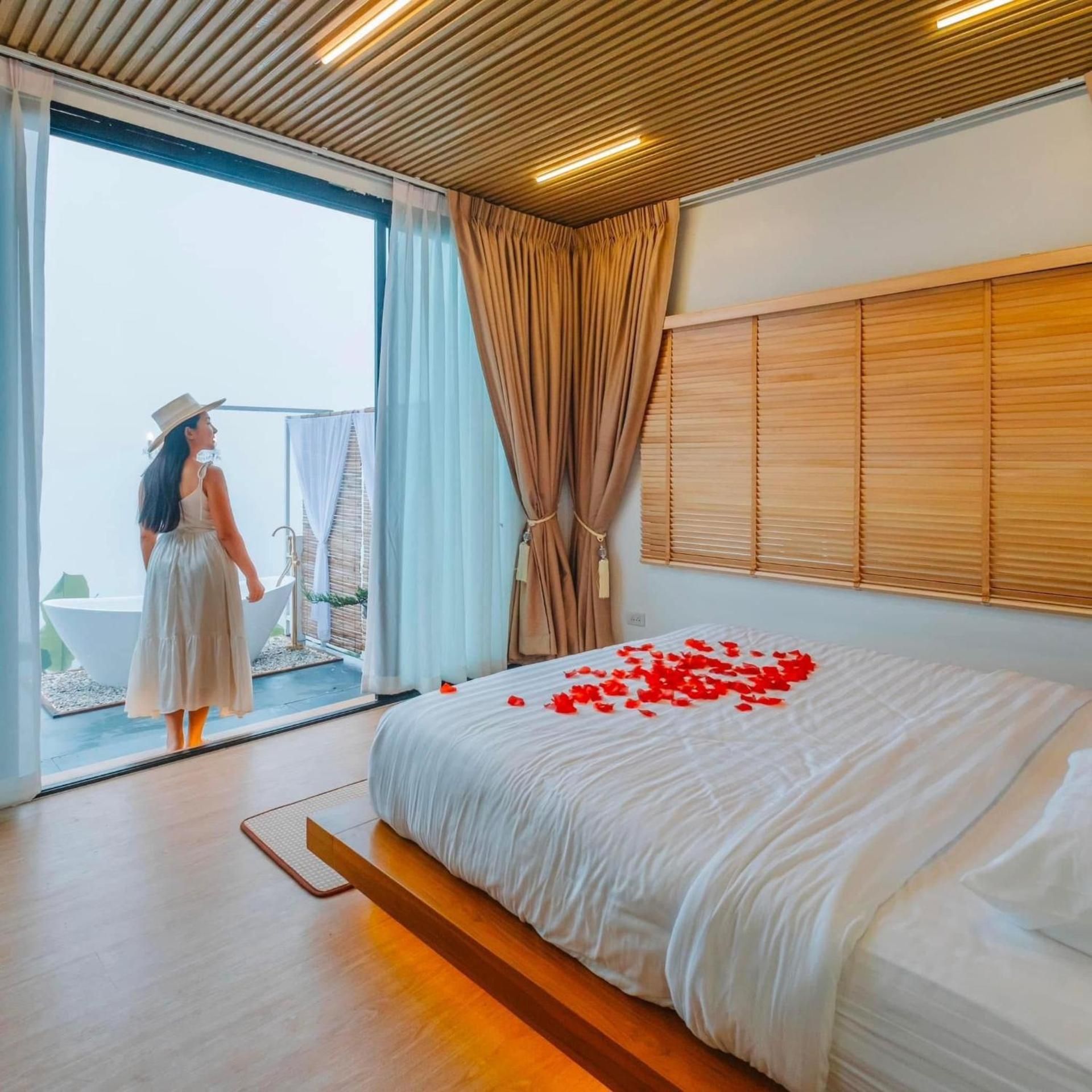 Double Room with Mountain View