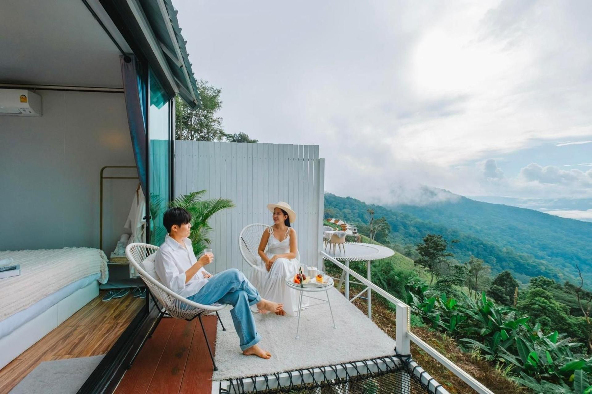 King Room with Mountain View