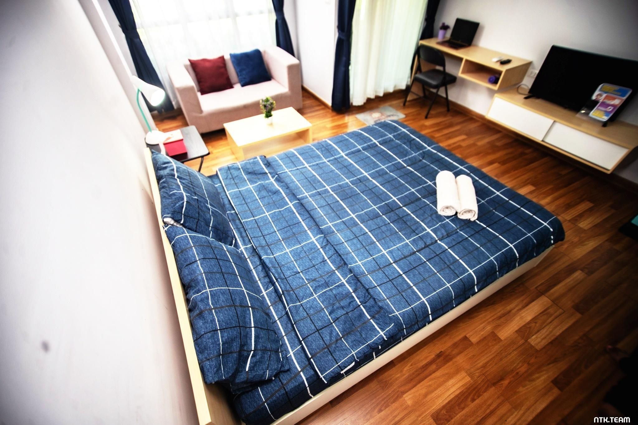 Bangpu Condo ( not accepting foreigners ) 不接受外國人。
