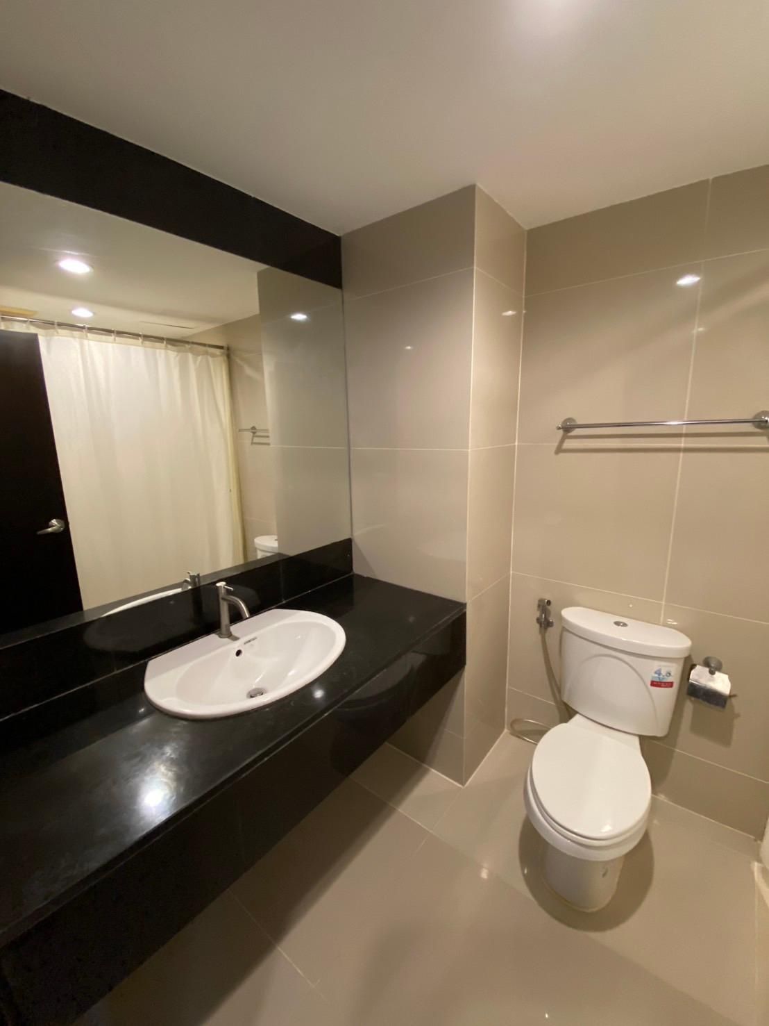 The Richy  Suvarnabhumi Standard Room 3