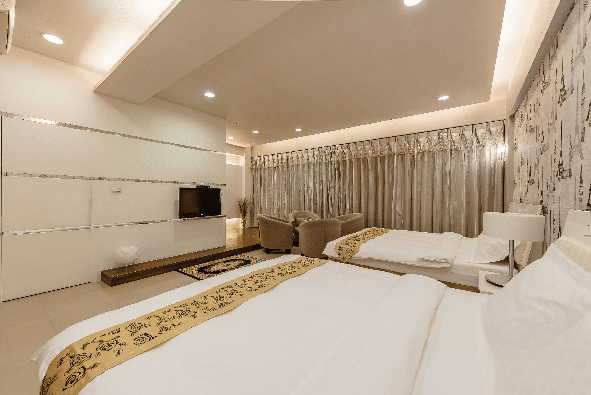 Quadruple Room with View