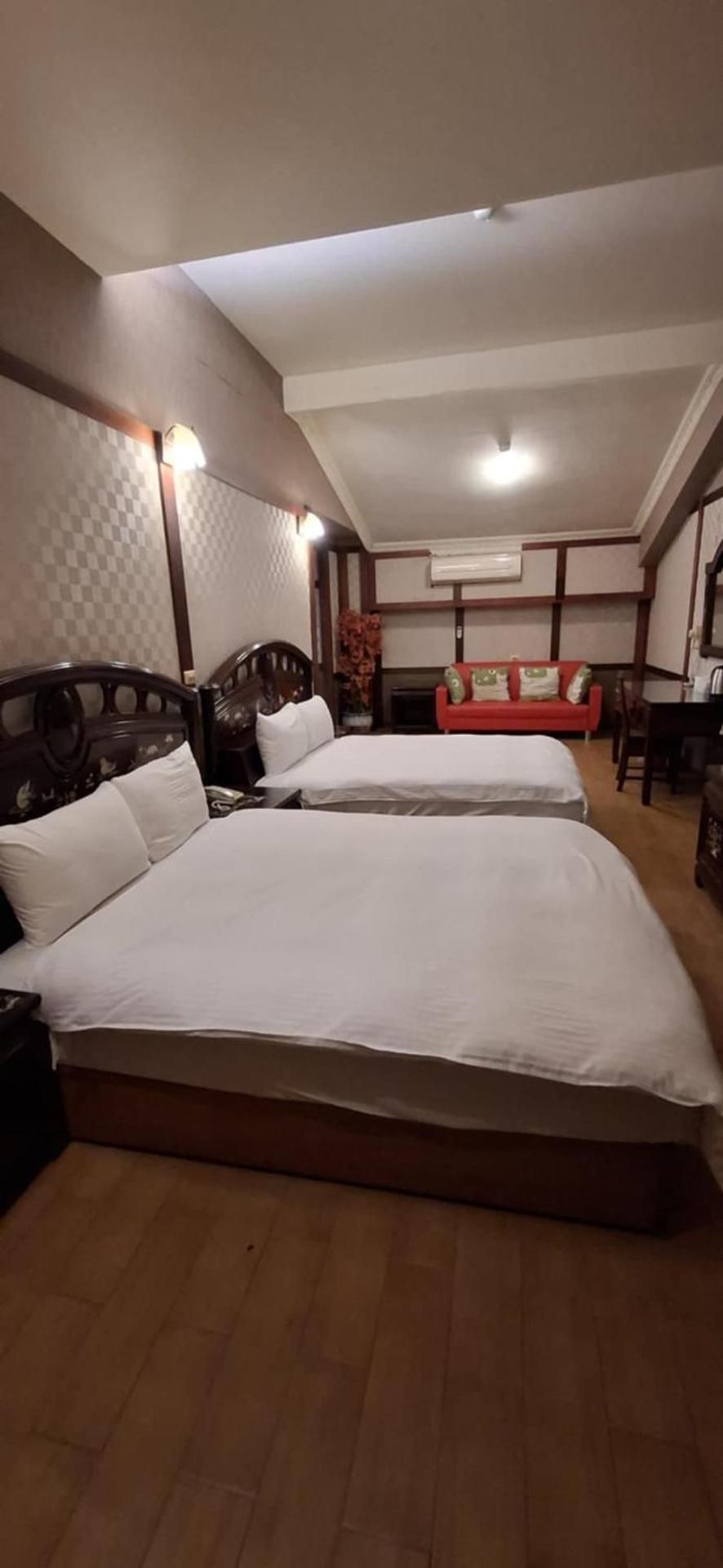 Economy Quadruple Room